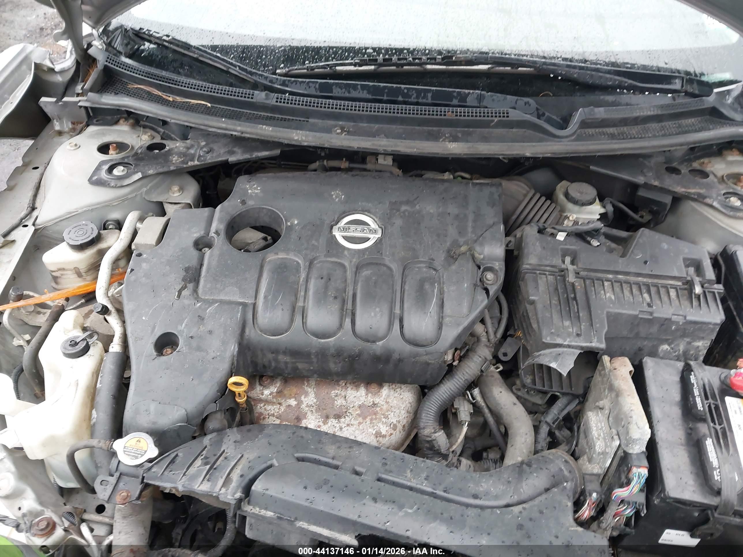 NISSAN ALTIMA image 10