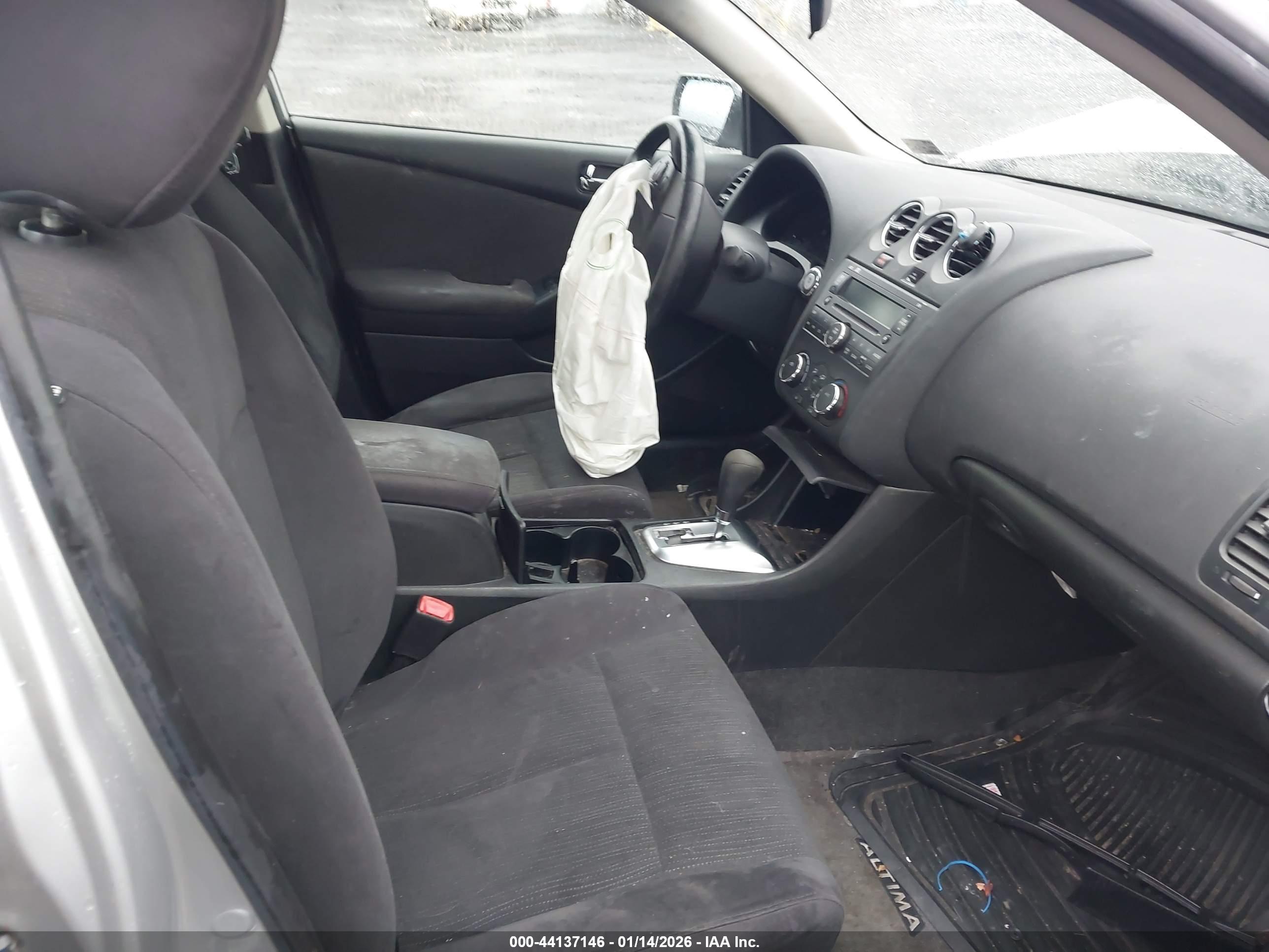 NISSAN ALTIMA image 5