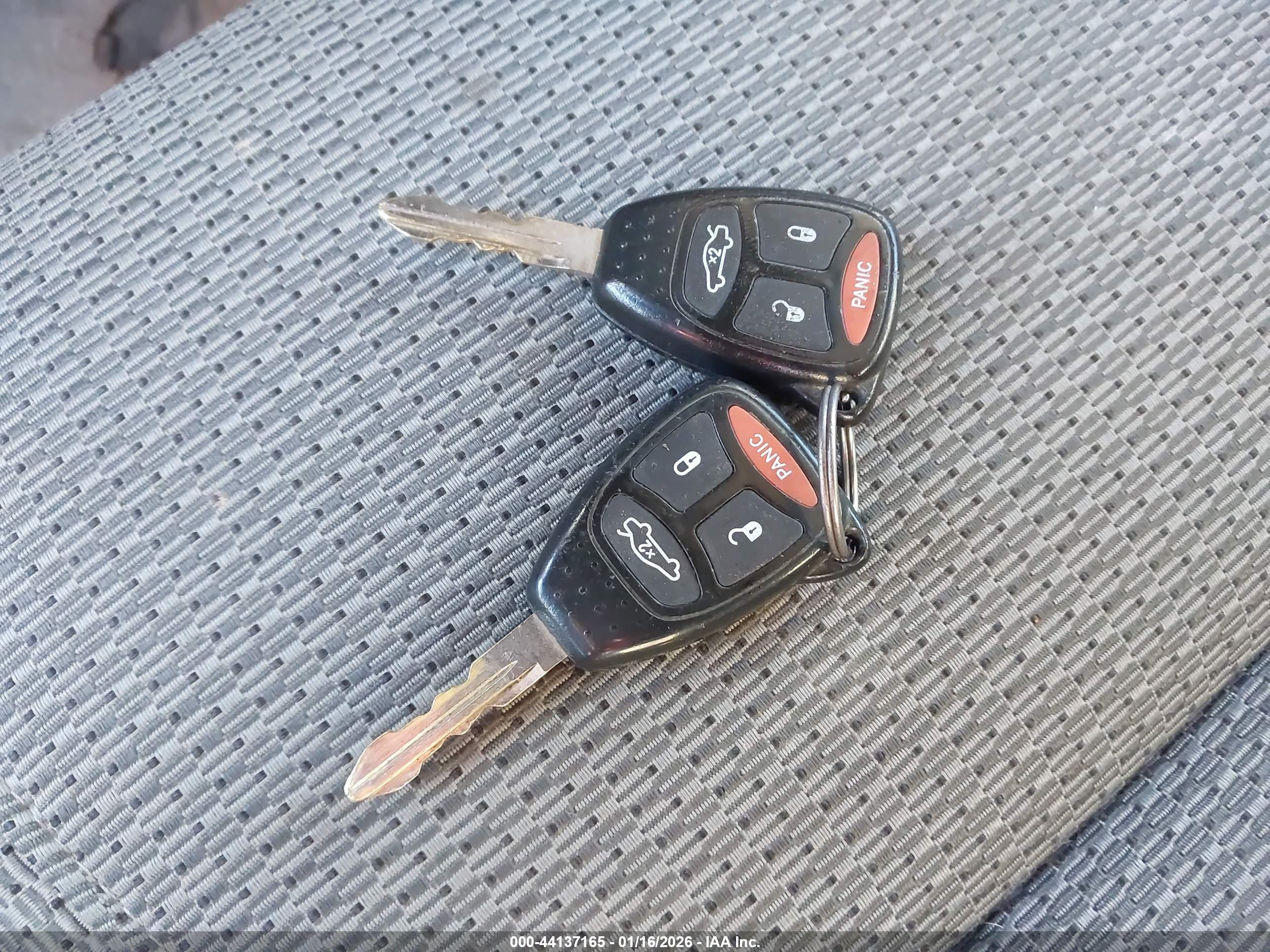 JEEP COMMANDER image 11