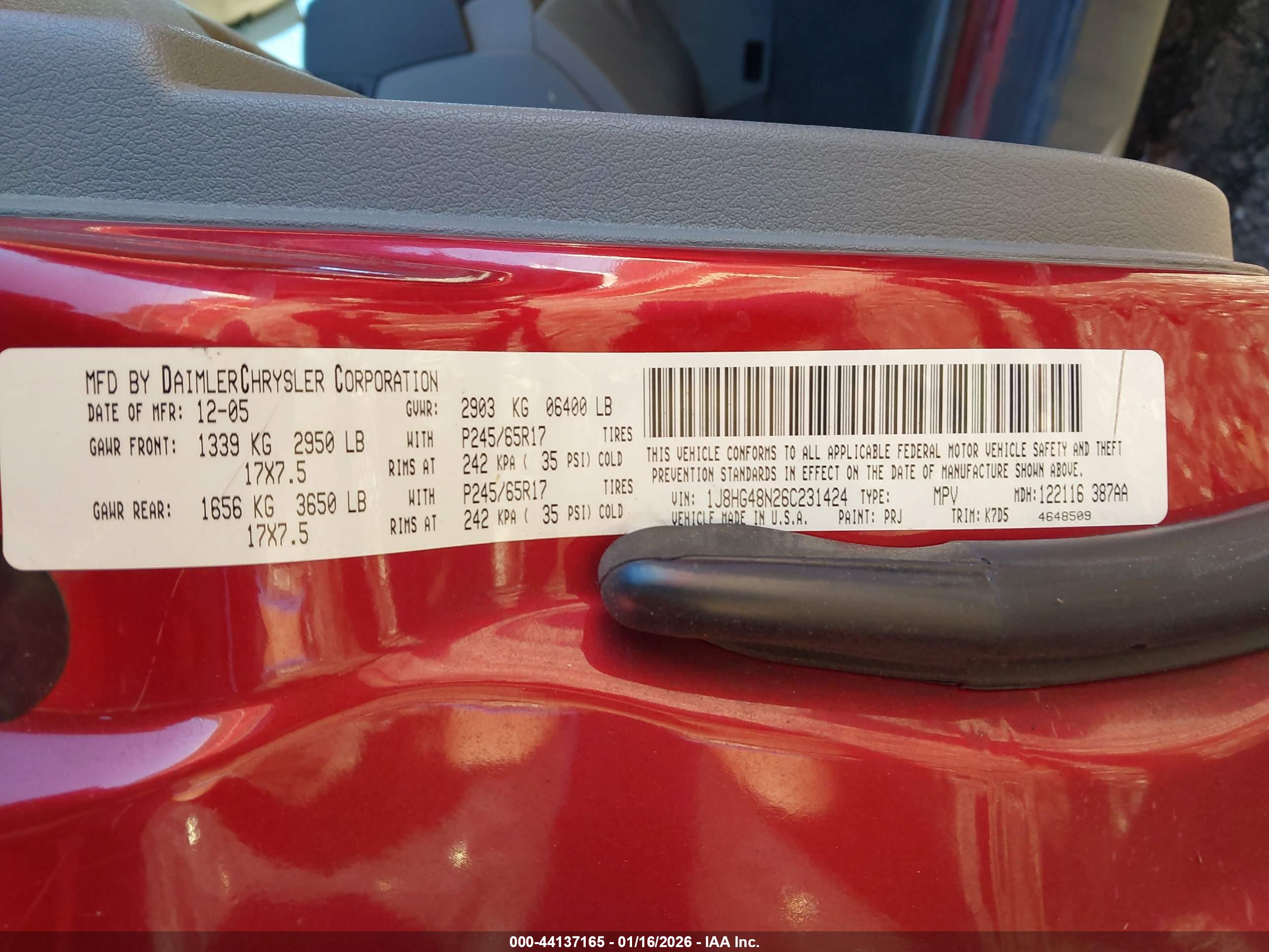 JEEP COMMANDER image 9