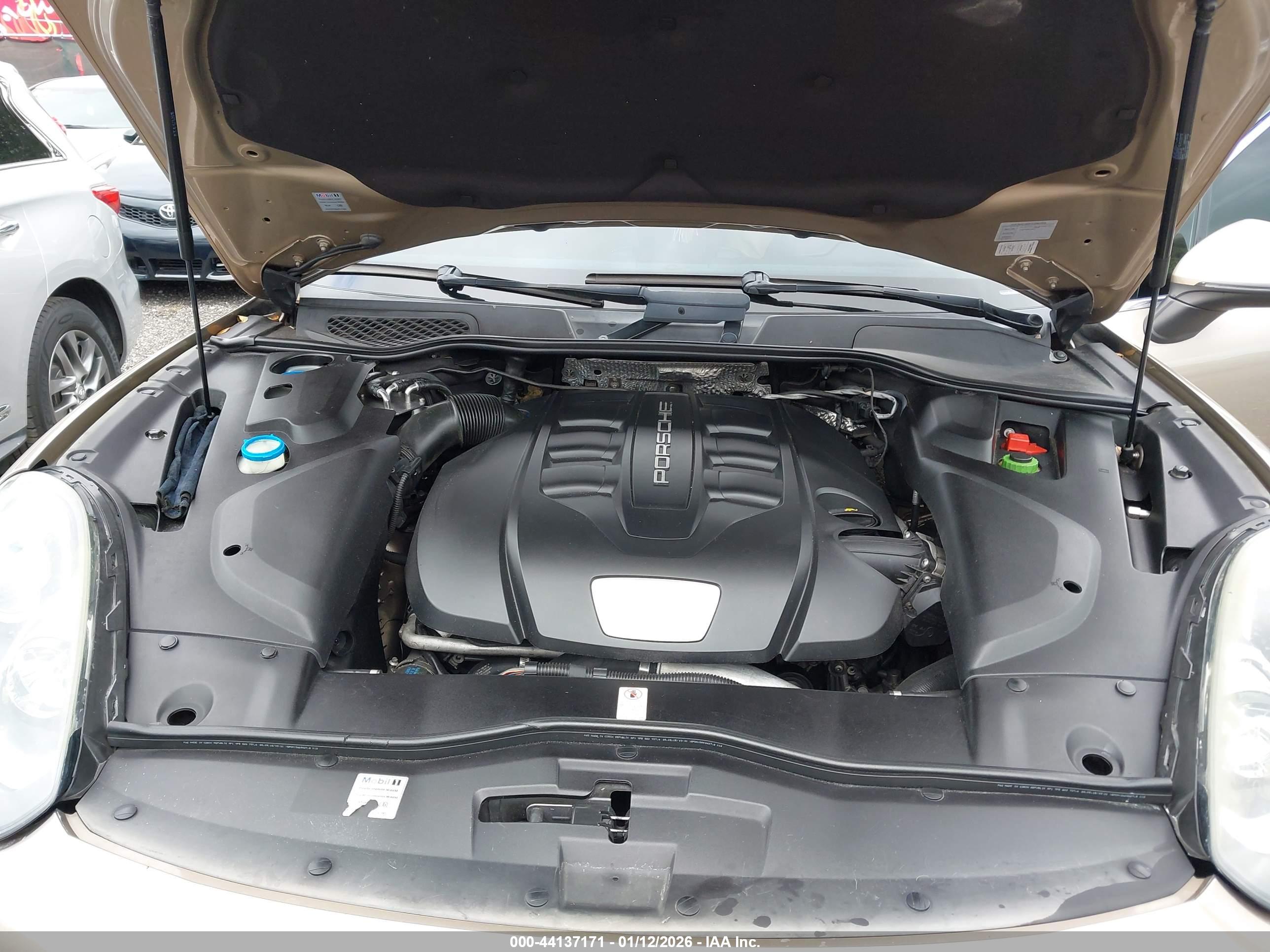 PORSCHE CAYENNE image 10