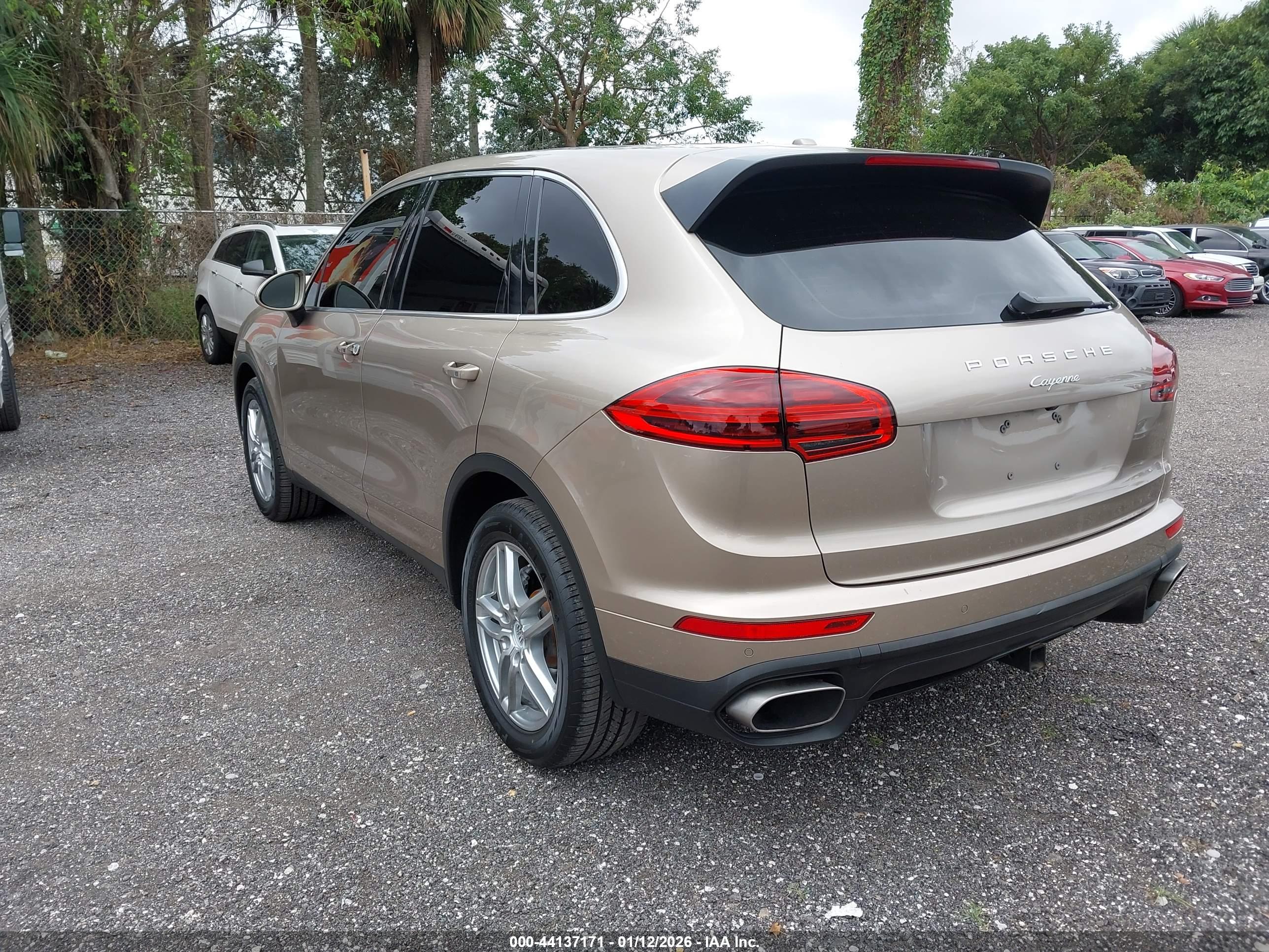 PORSCHE CAYENNE image 3