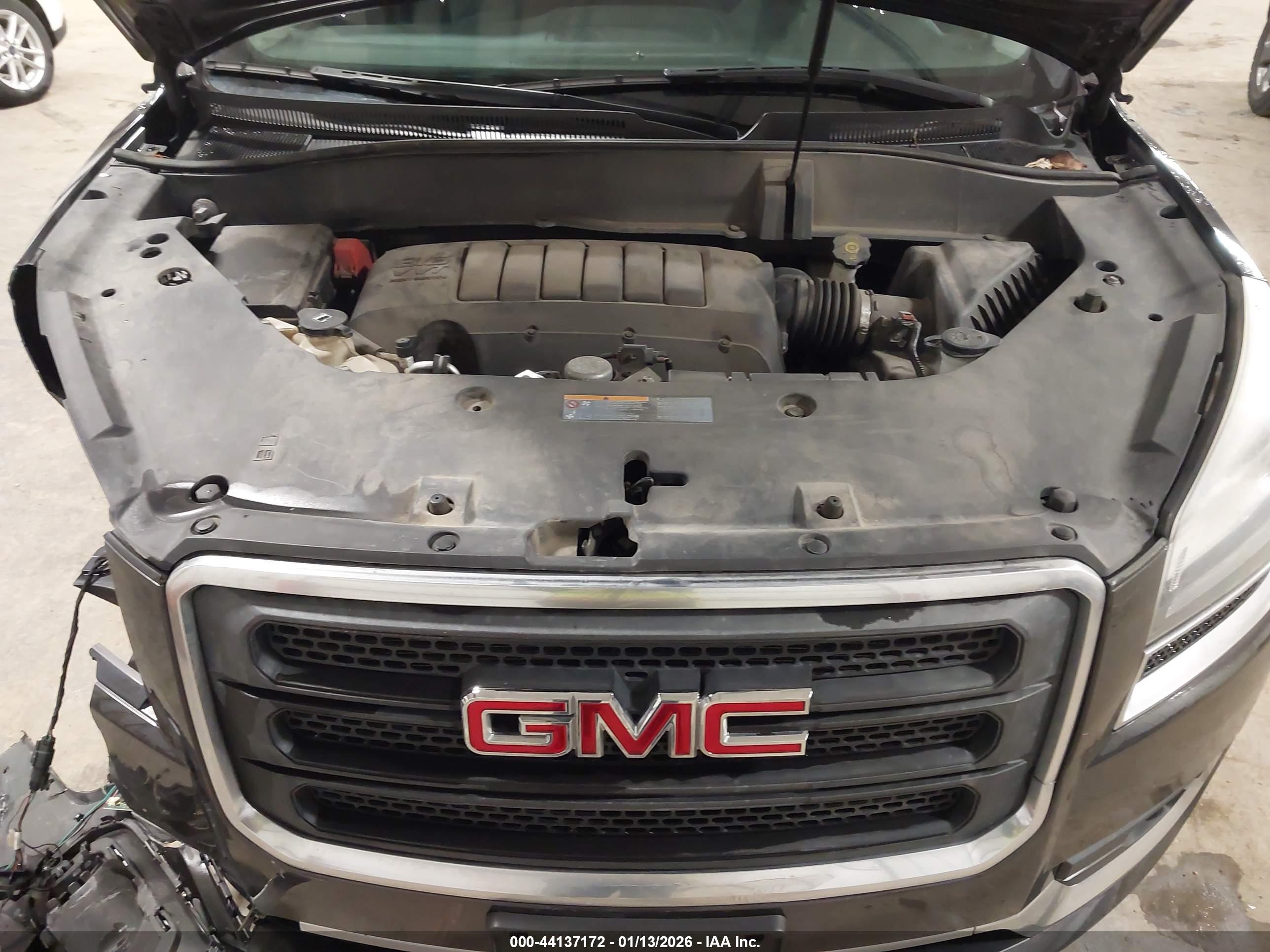 GMC ACADIA image 10