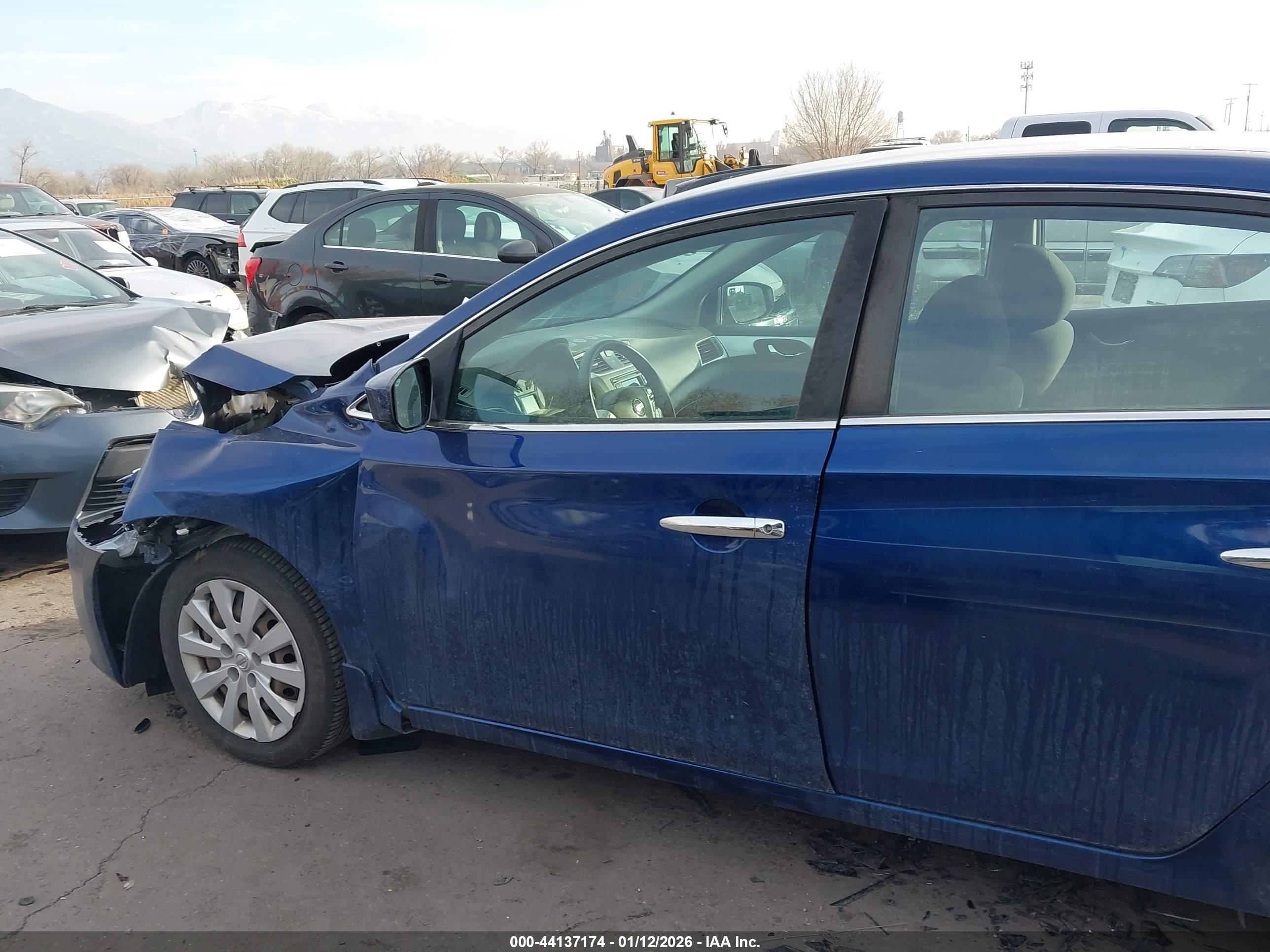 NISSAN SENTRA image 6