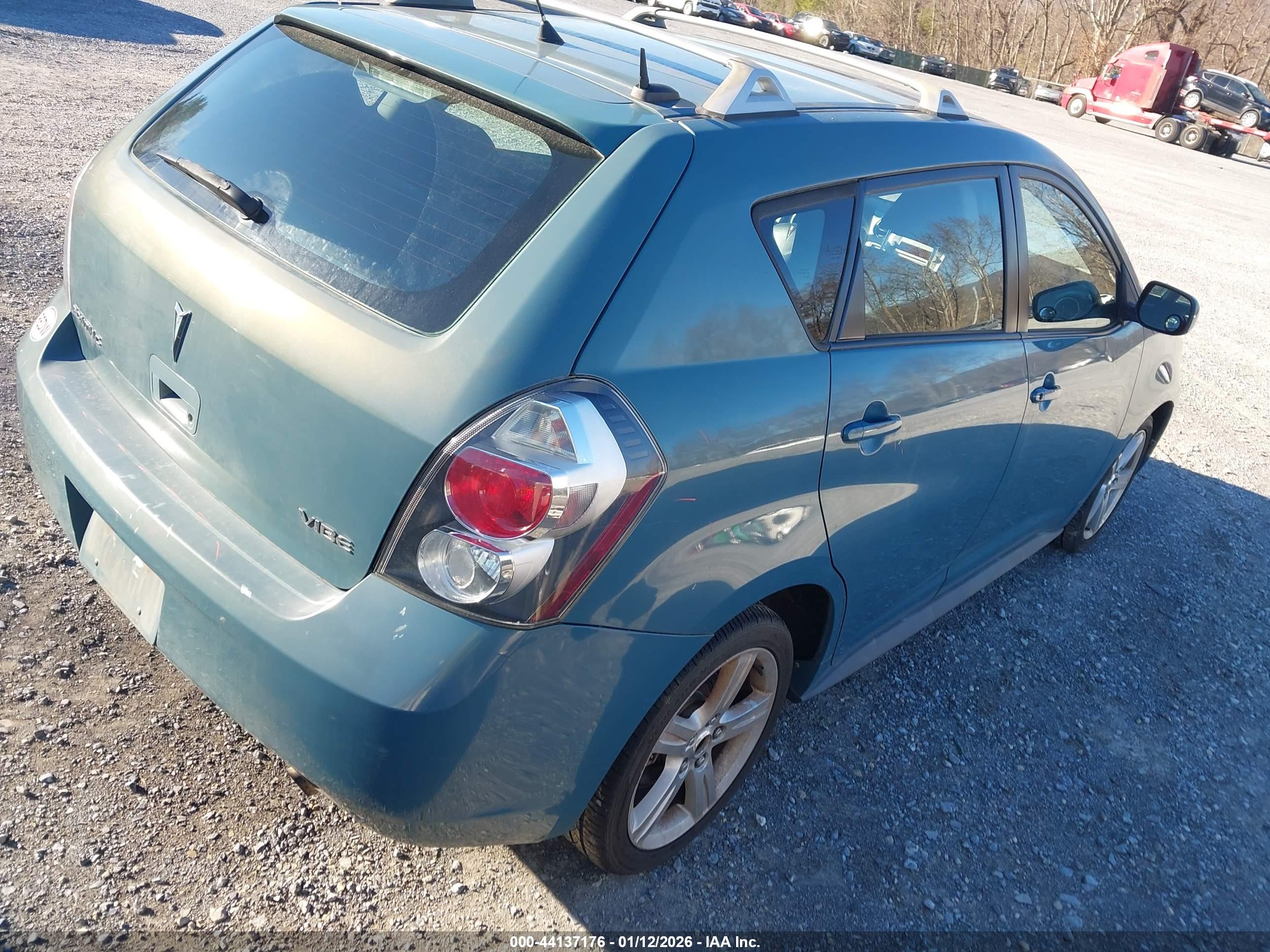 PONTIAC VIBE image 4