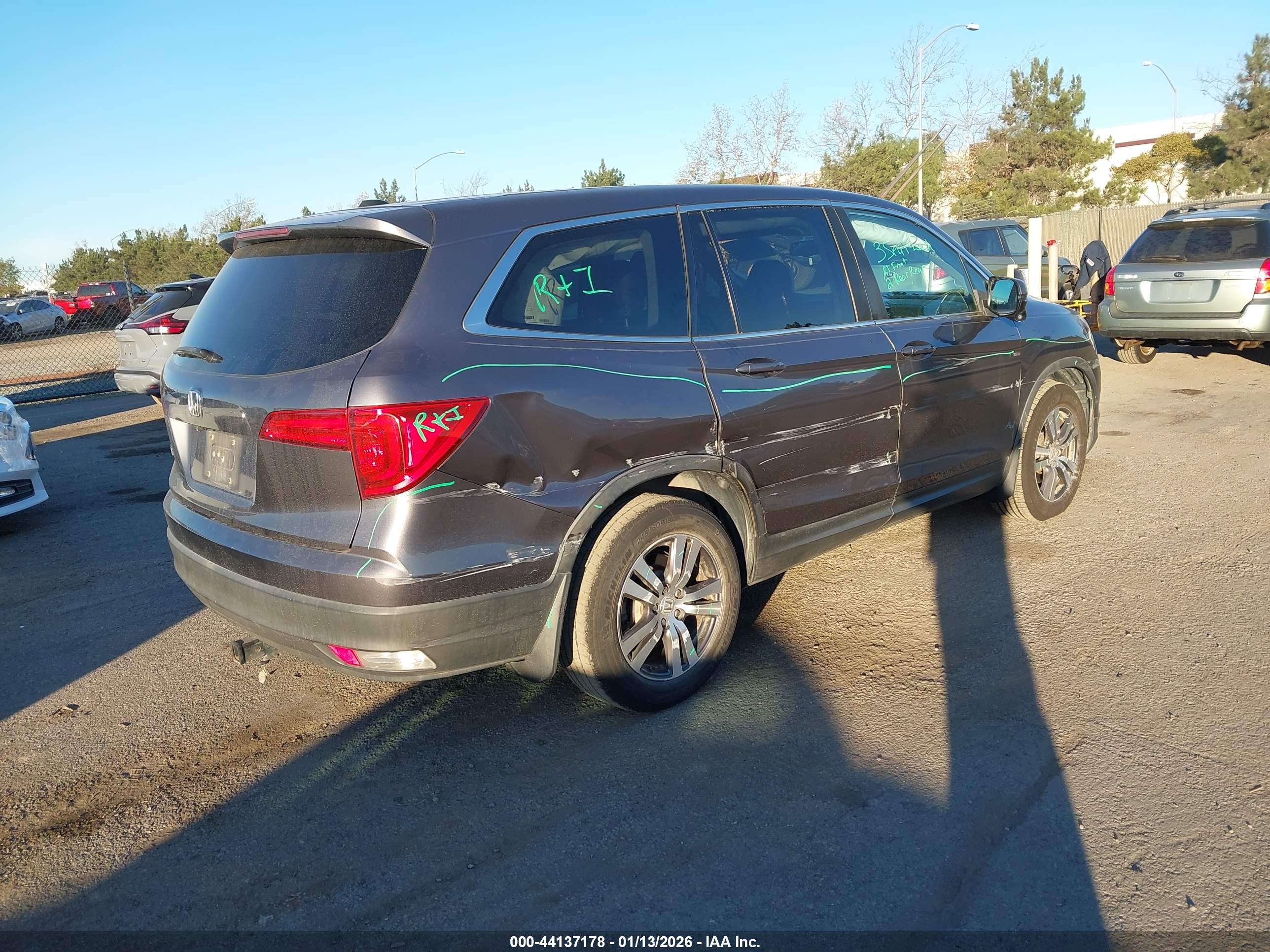 HONDA PILOT image 4