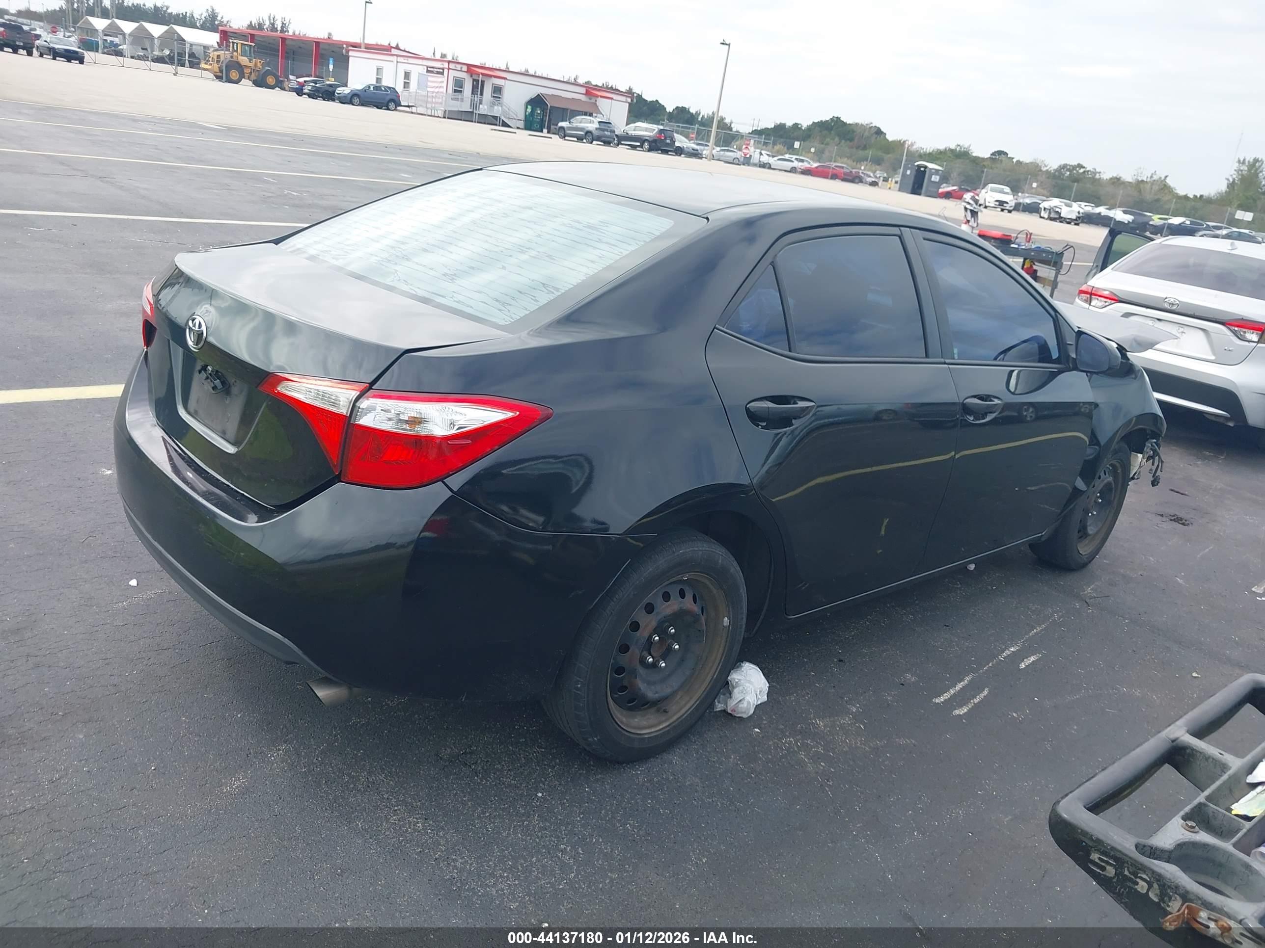TOYOTA COROLLA image 4