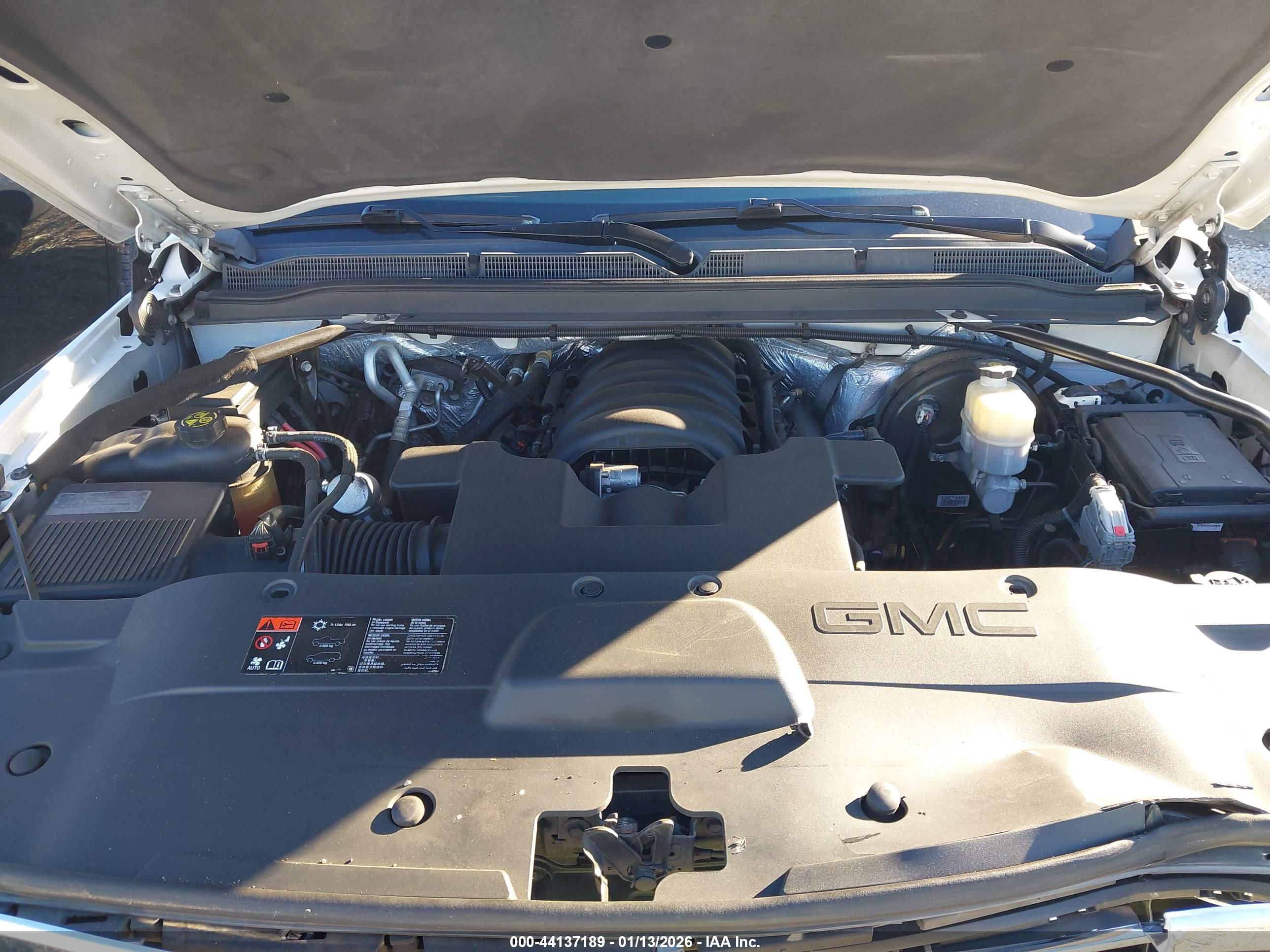 GMC YUKON image 10