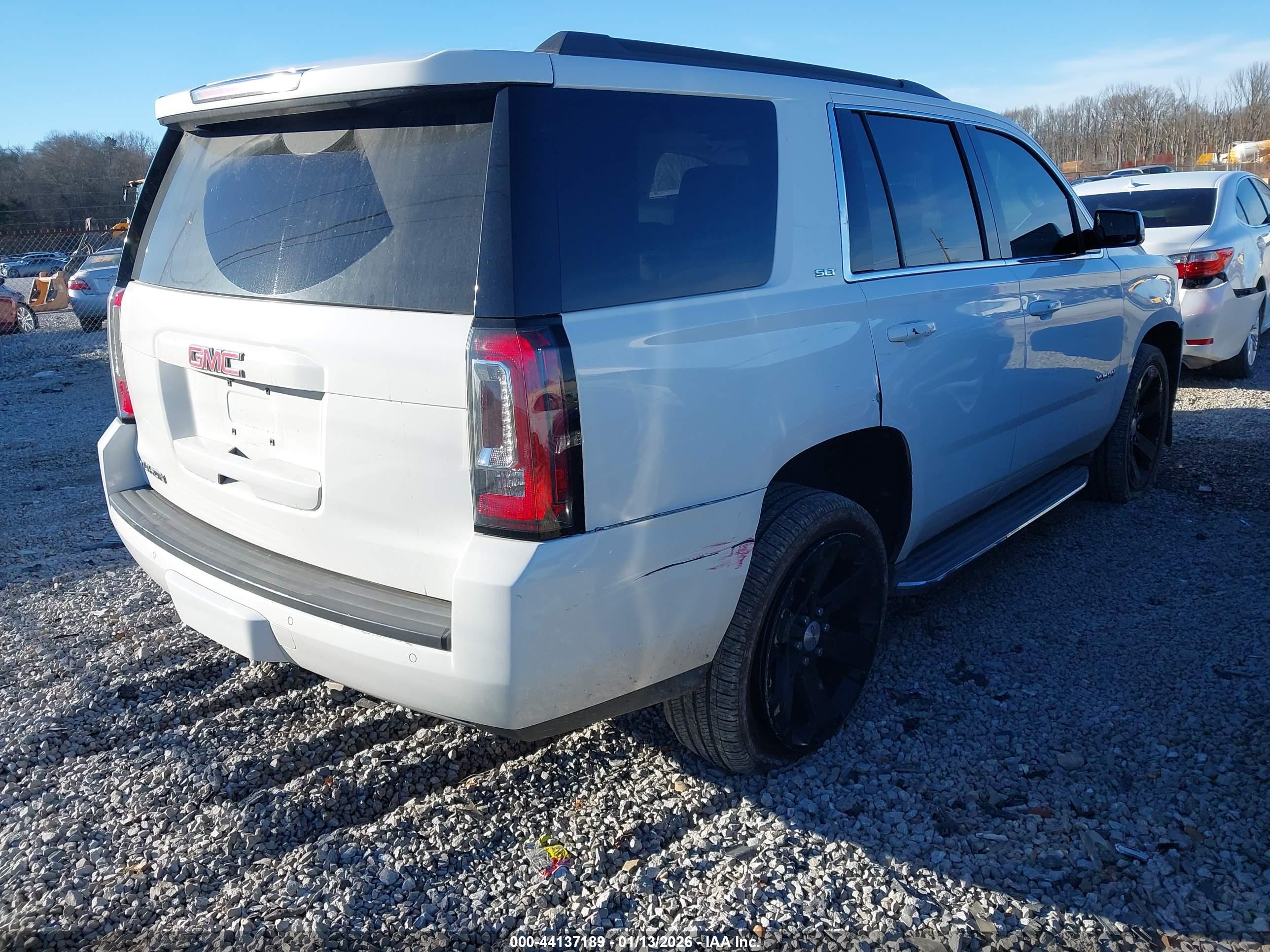 GMC YUKON image 4