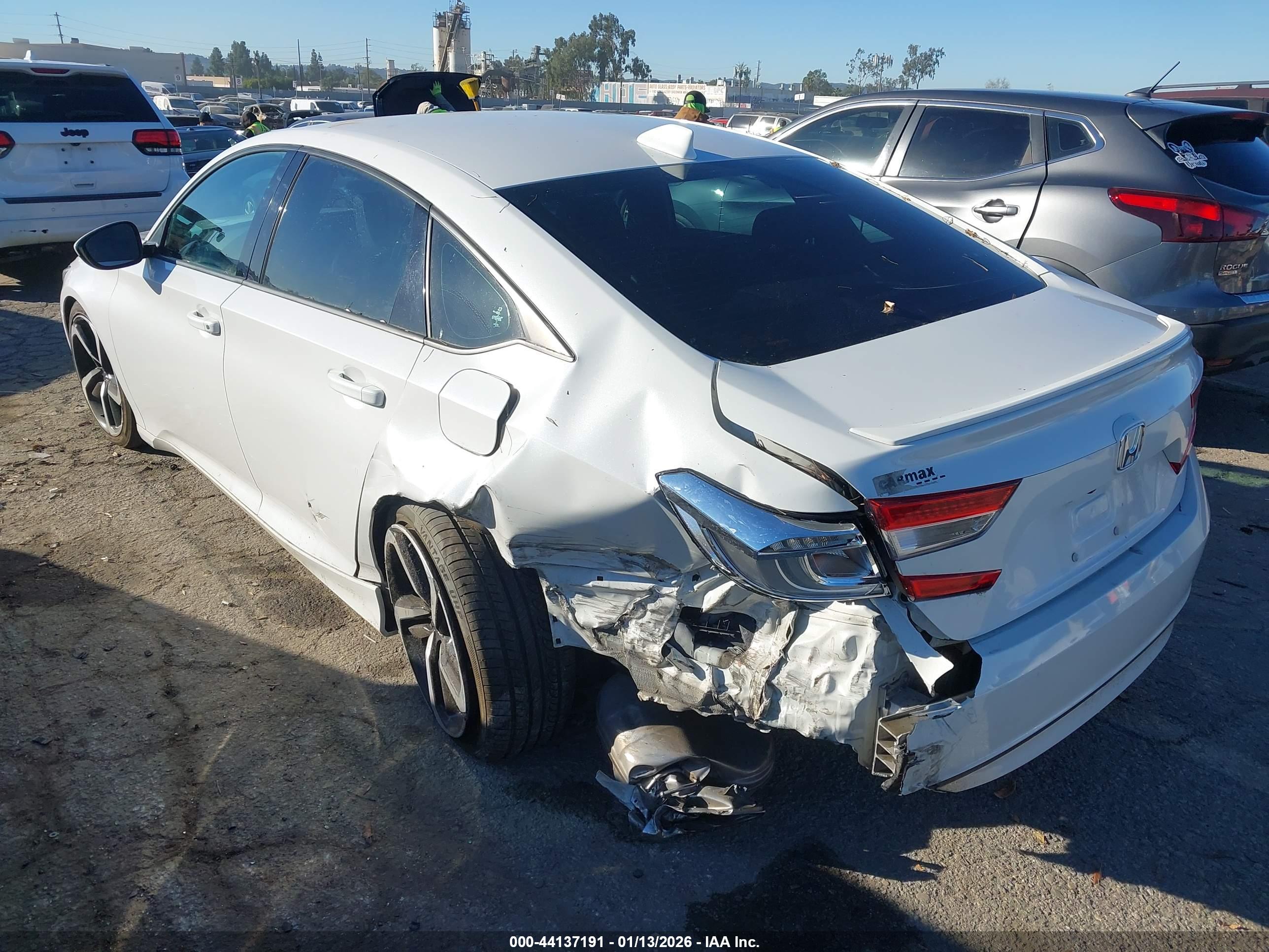 HONDA ACCORD image 3