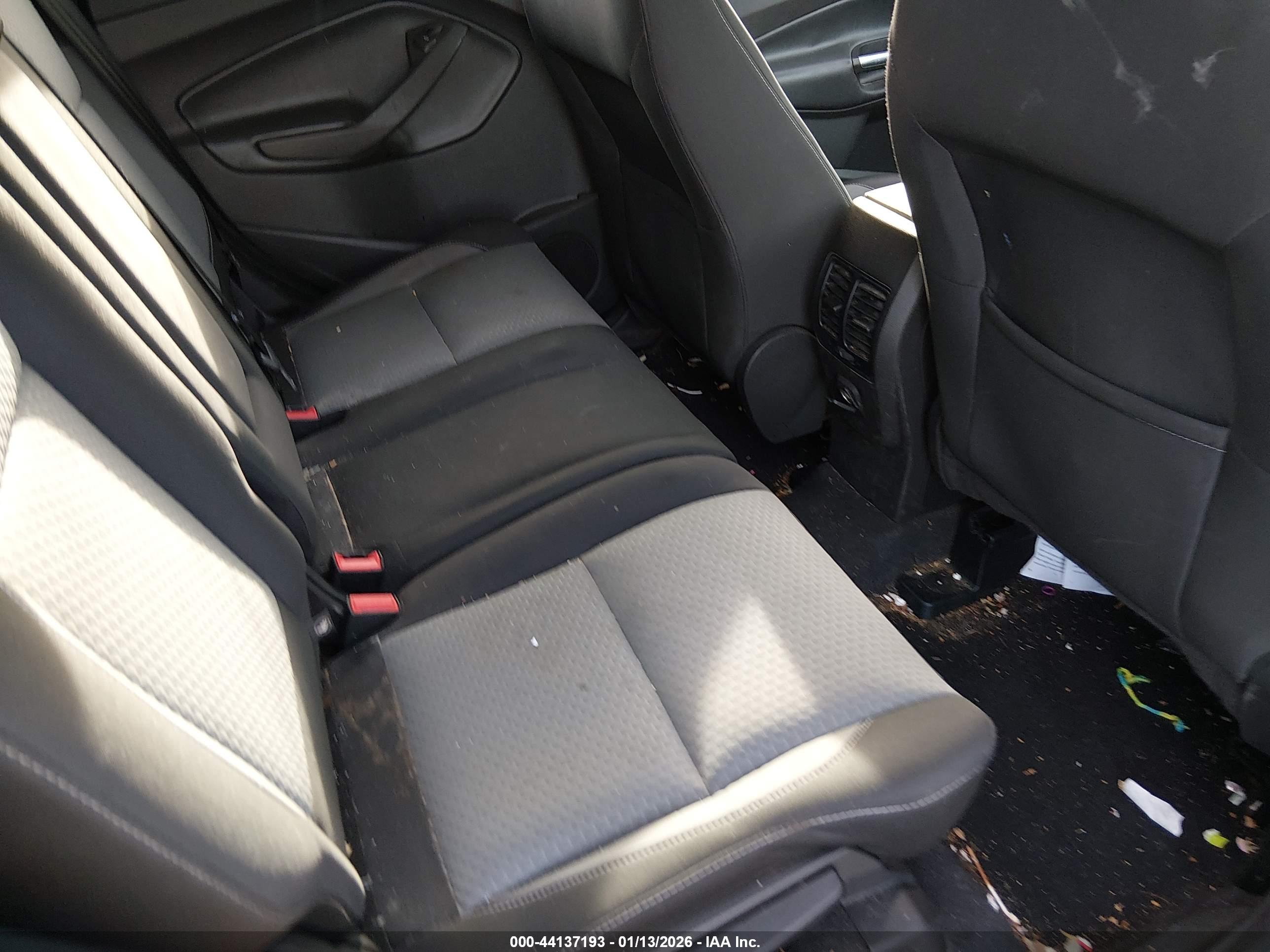 FORD ESCAPE image 8