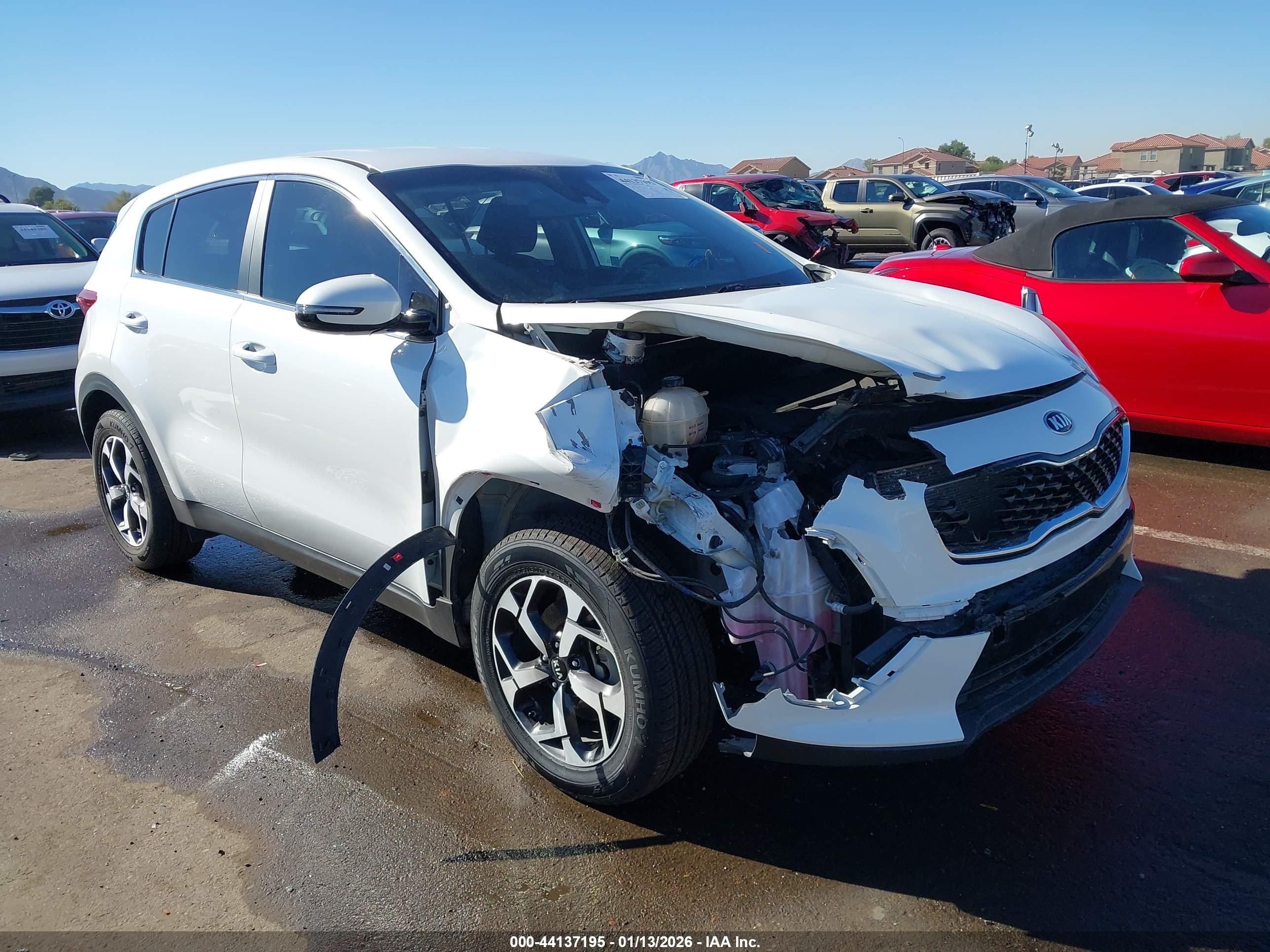 KIA SPORTAGE image 6