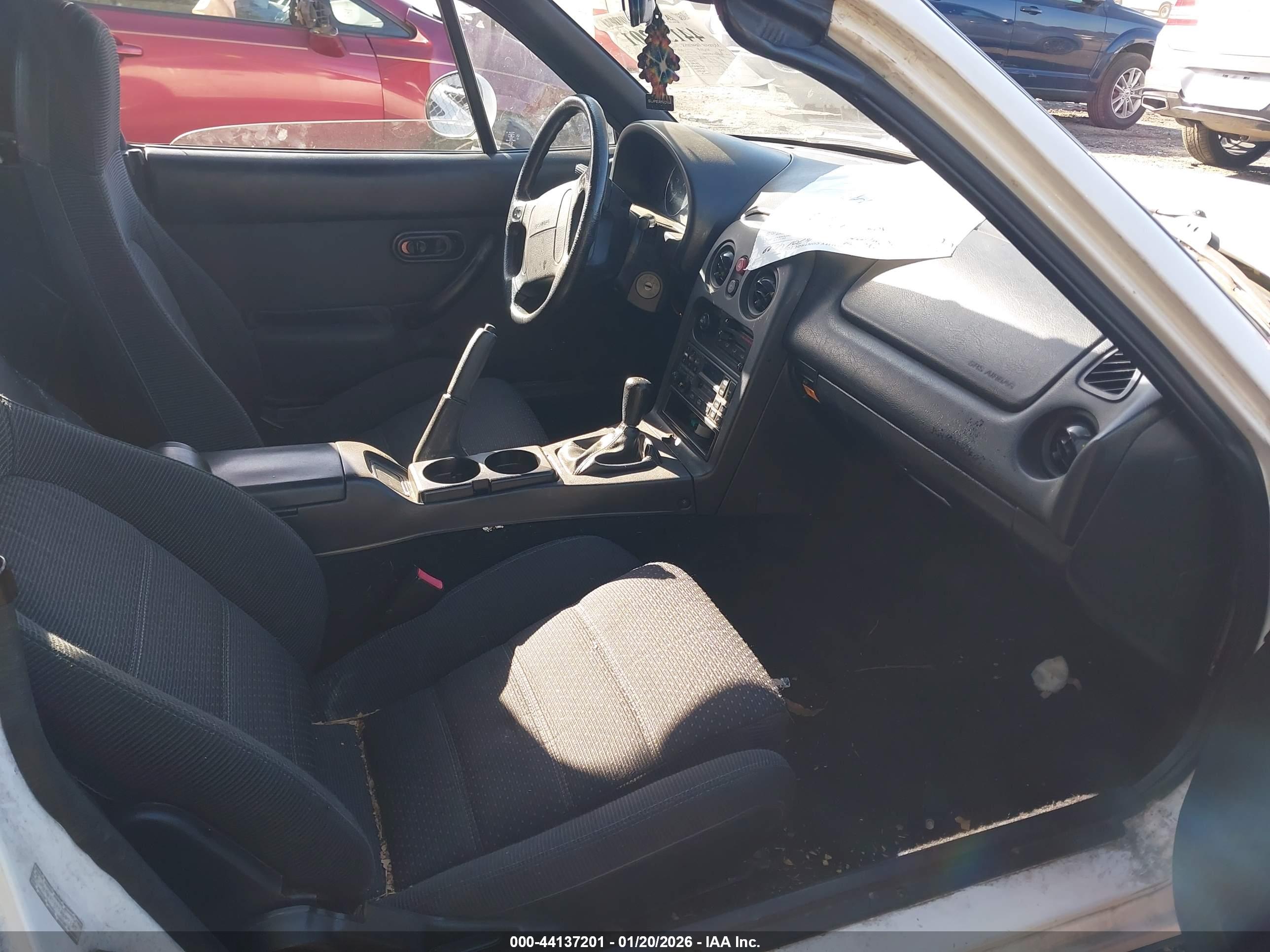 MAZDA MX-5 image 5