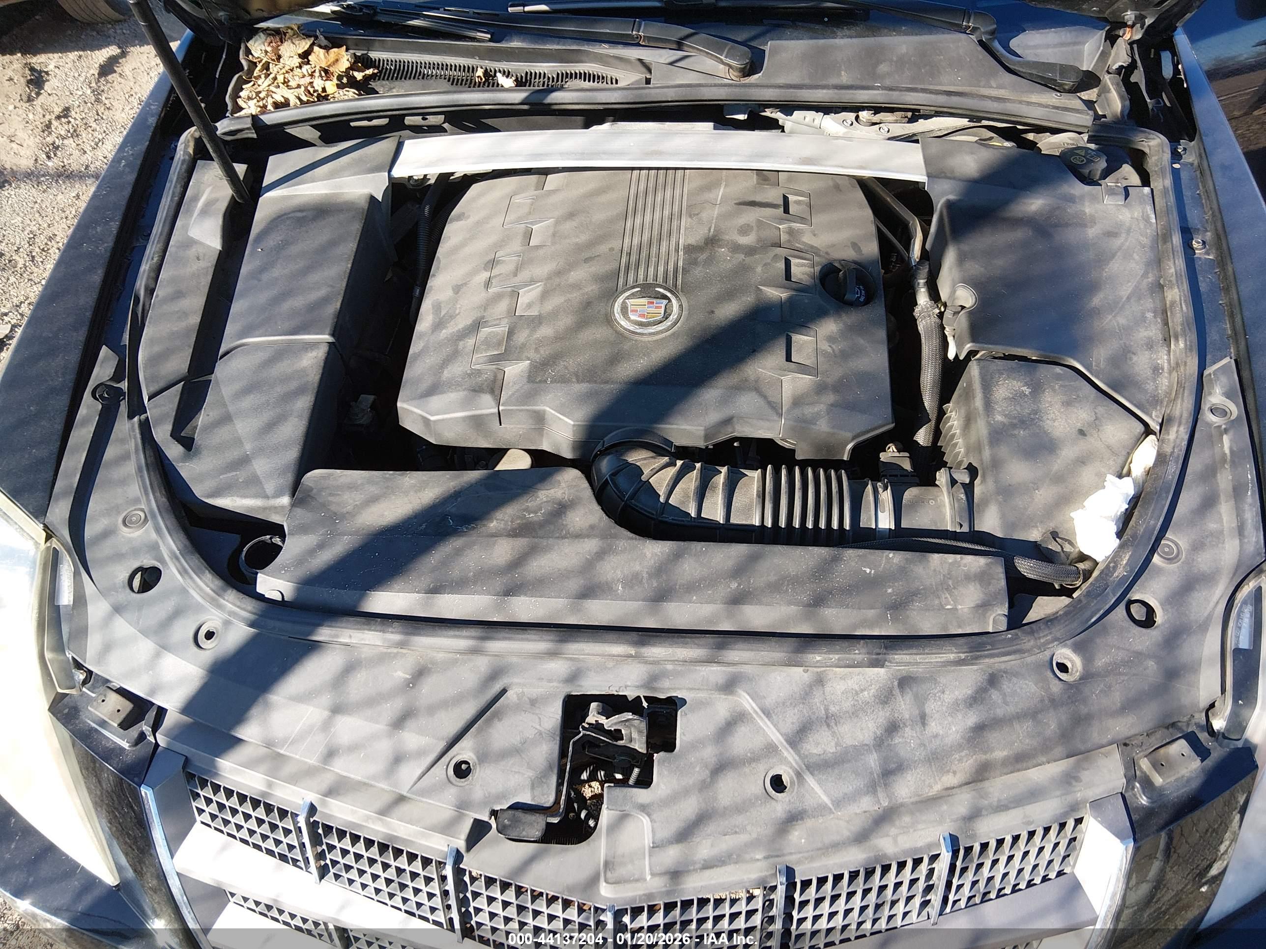 CADILLAC CTS image 10