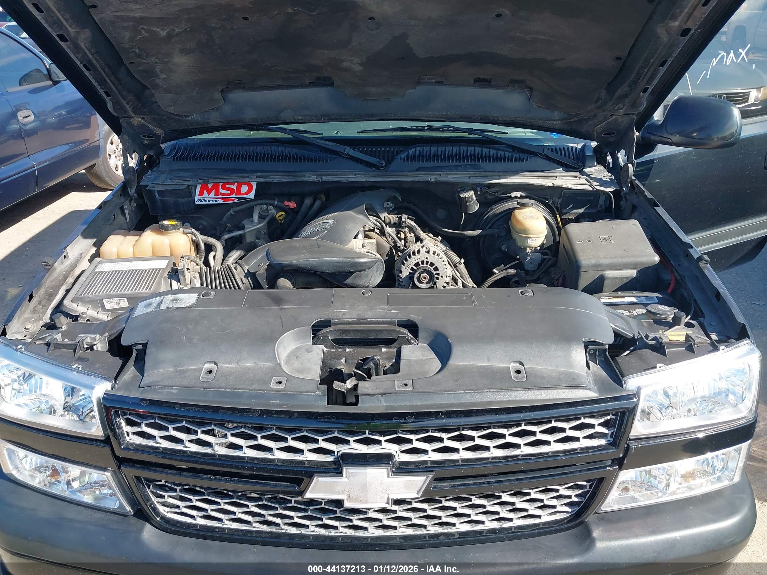 CHEVROLET SILVERADO image 10