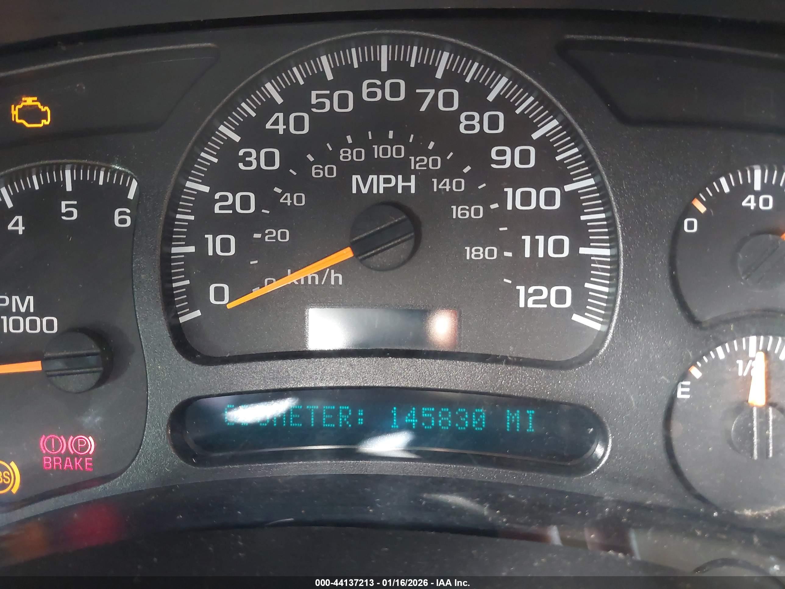 CHEVROLET SILVERADO image 7