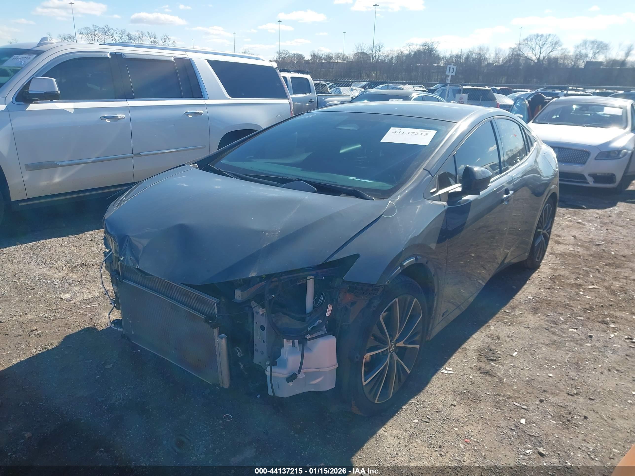 TOYOTA PRIUS image 2