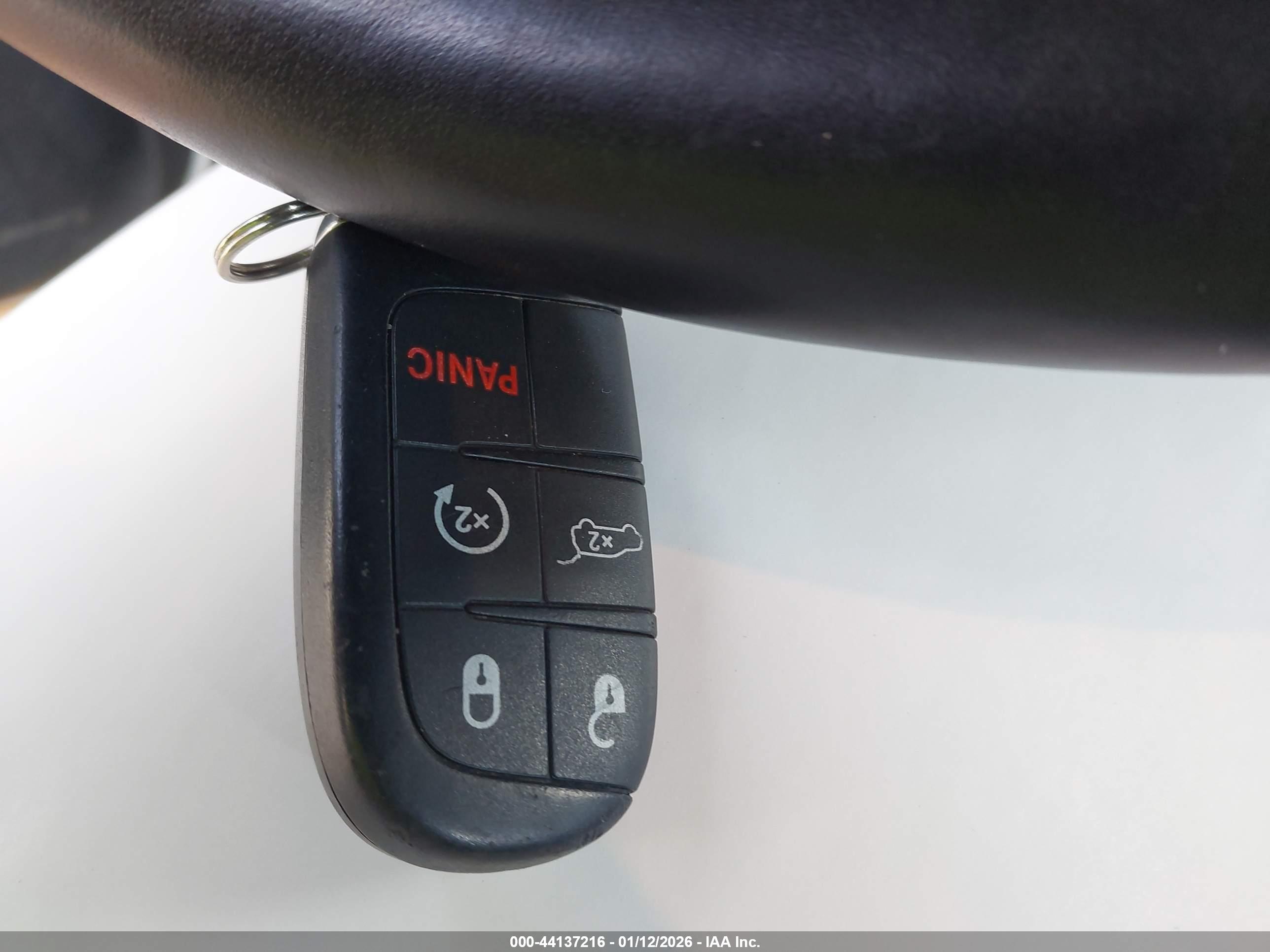 JEEP GRAND image 11