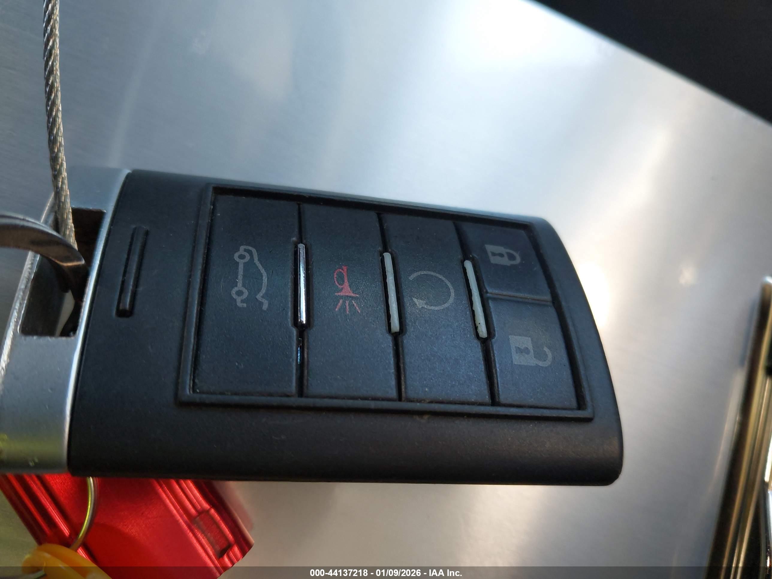 CADILLAC XTS image 11