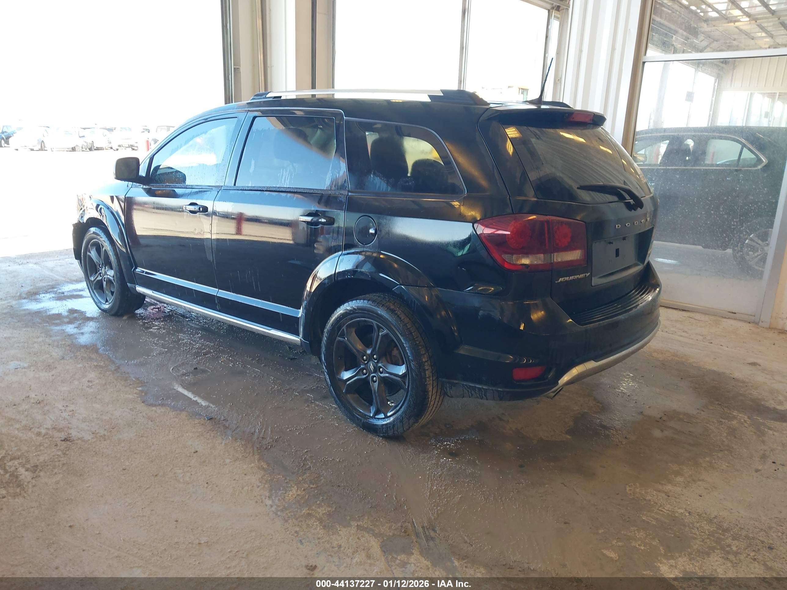 DODGE JOURNEY image 3