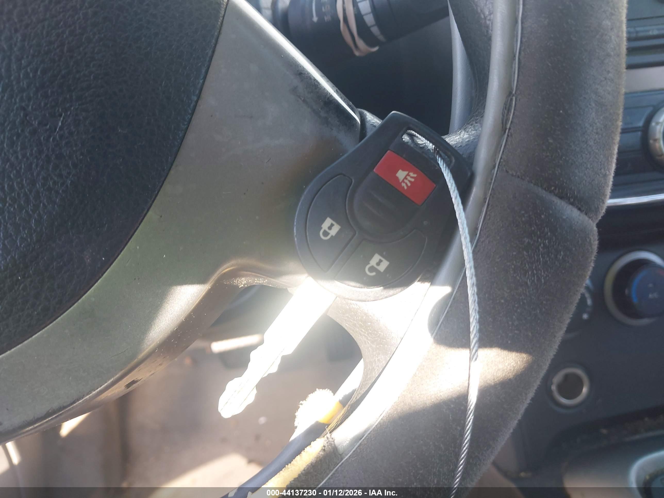 NISSAN ROGUE image 11