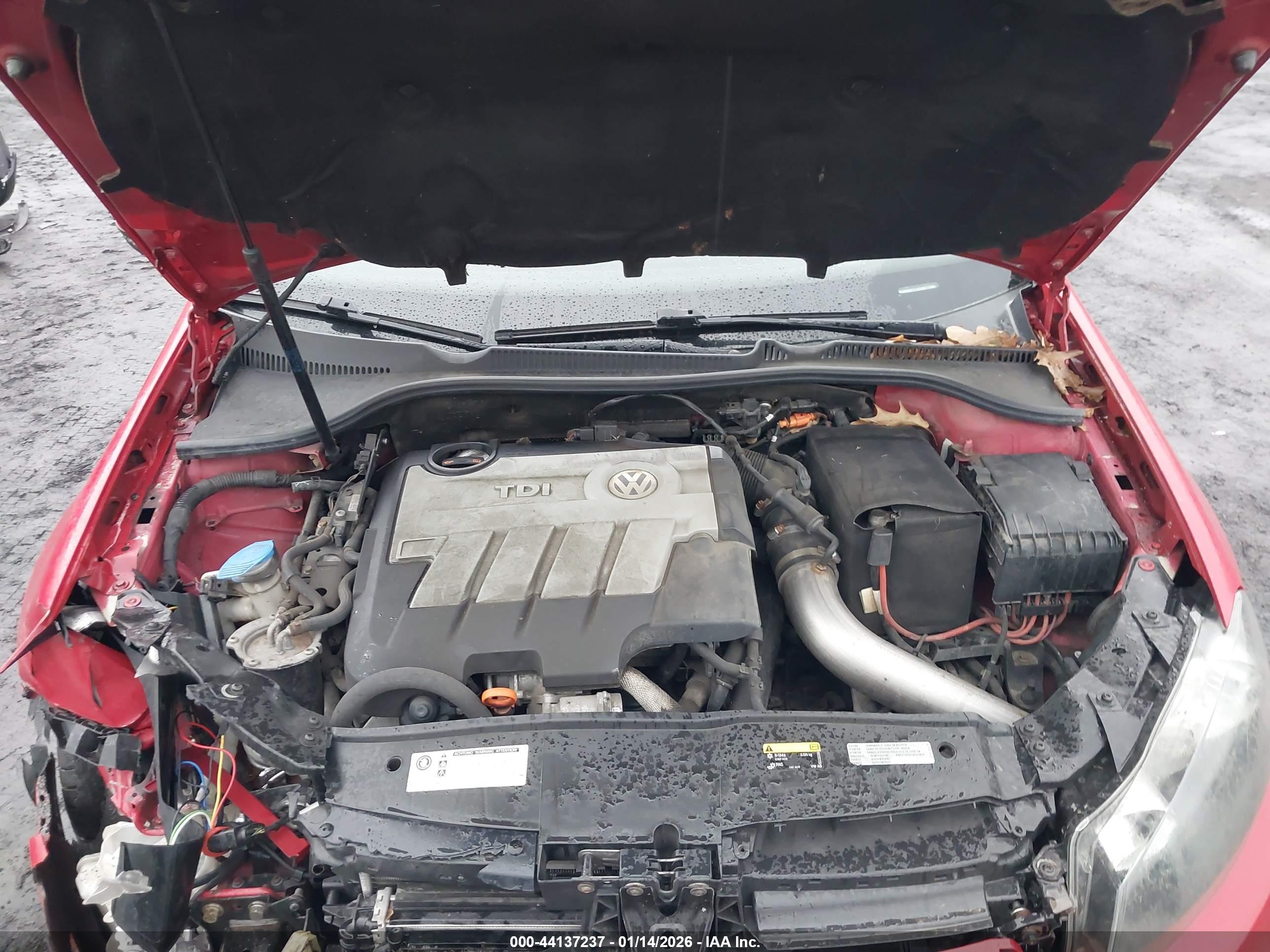 VOLKSWAGEN GOLF image 10