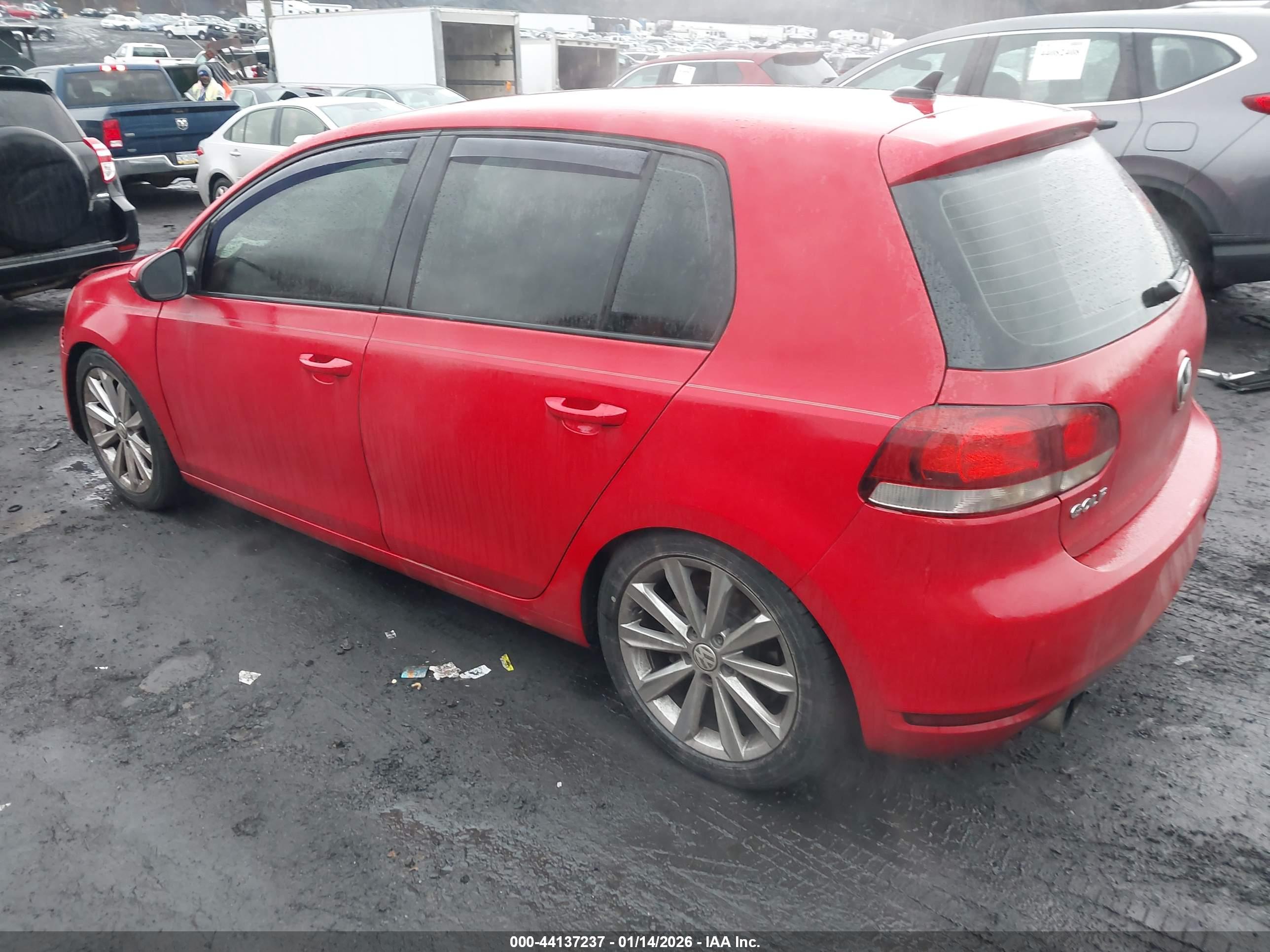 VOLKSWAGEN GOLF image 3
