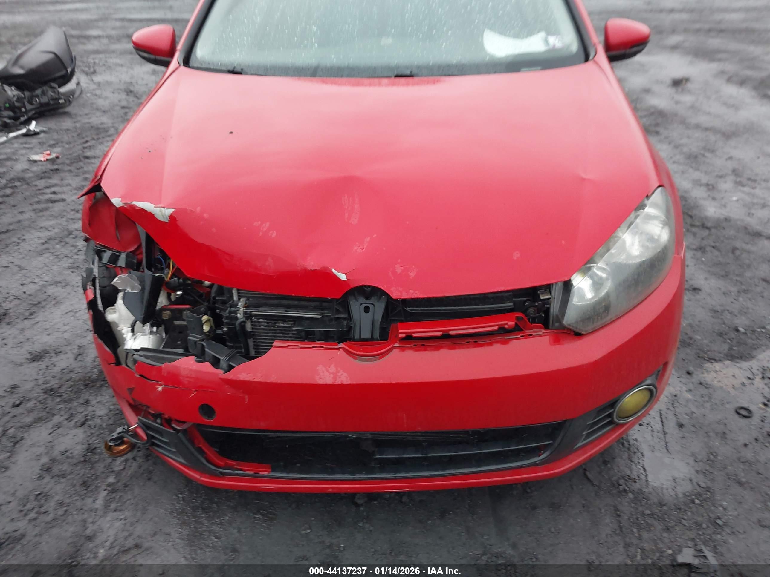 VOLKSWAGEN GOLF image 6