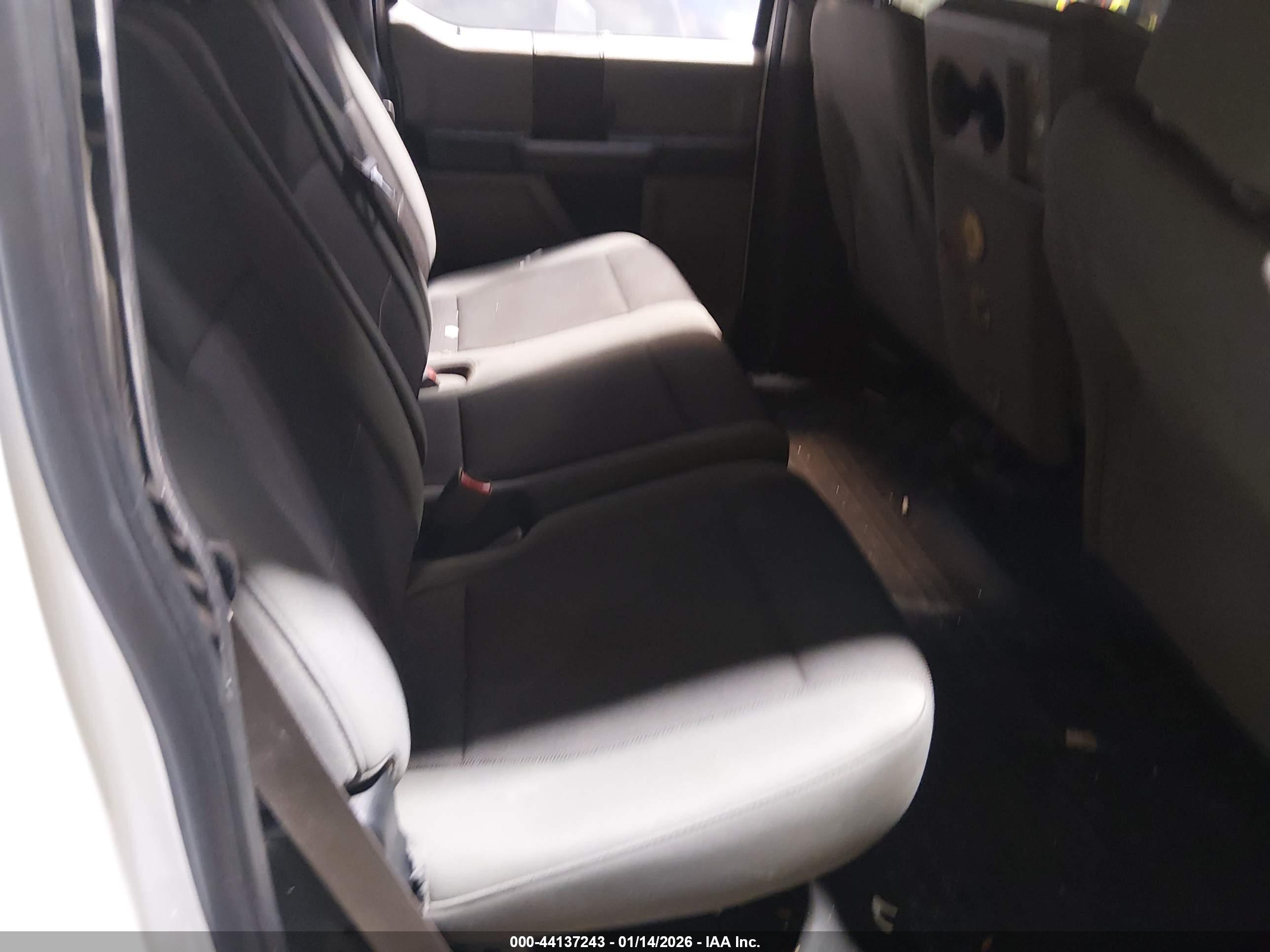 FORD F-150 image 8