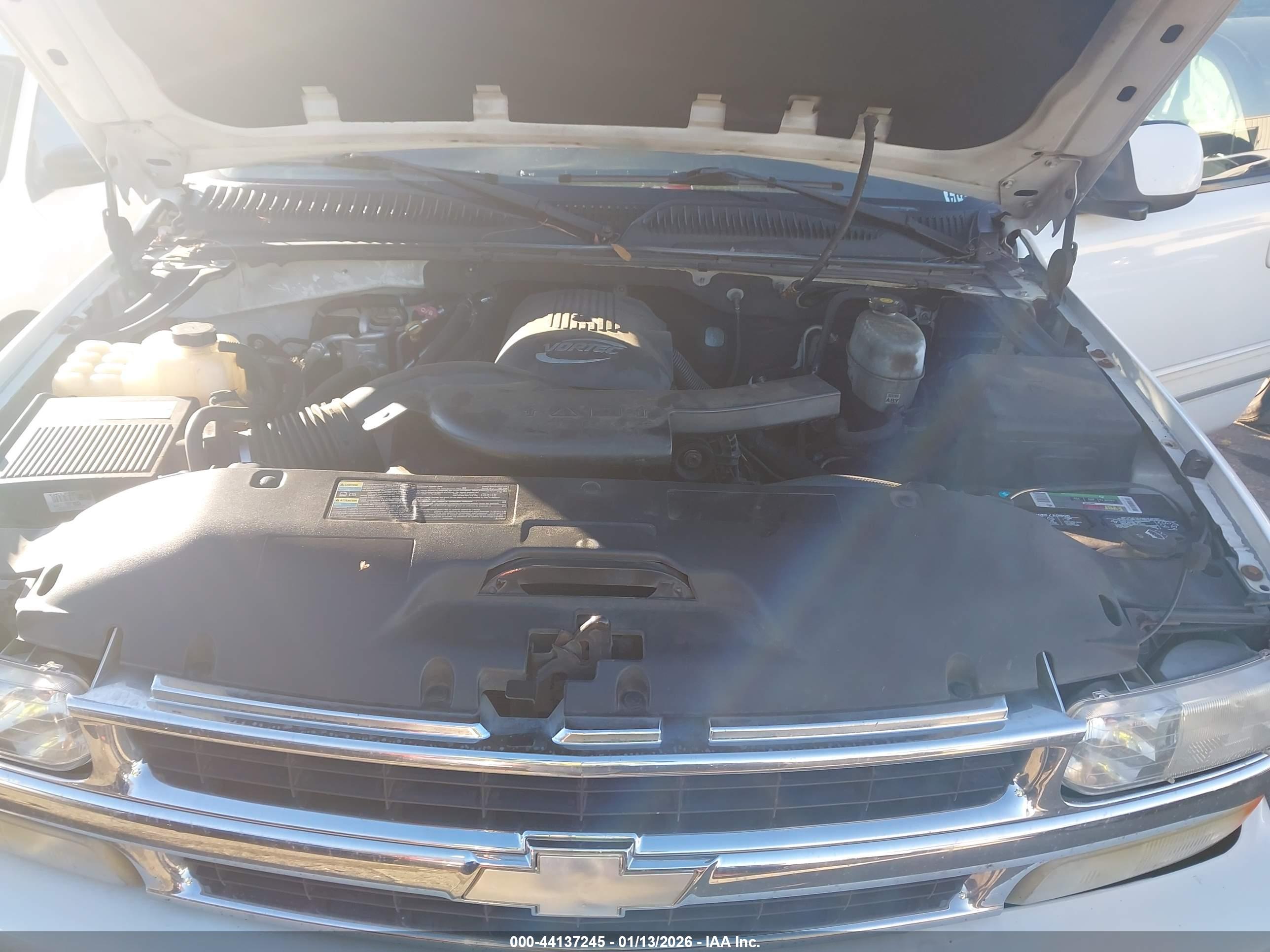 CHEVROLET TAHOE image 10