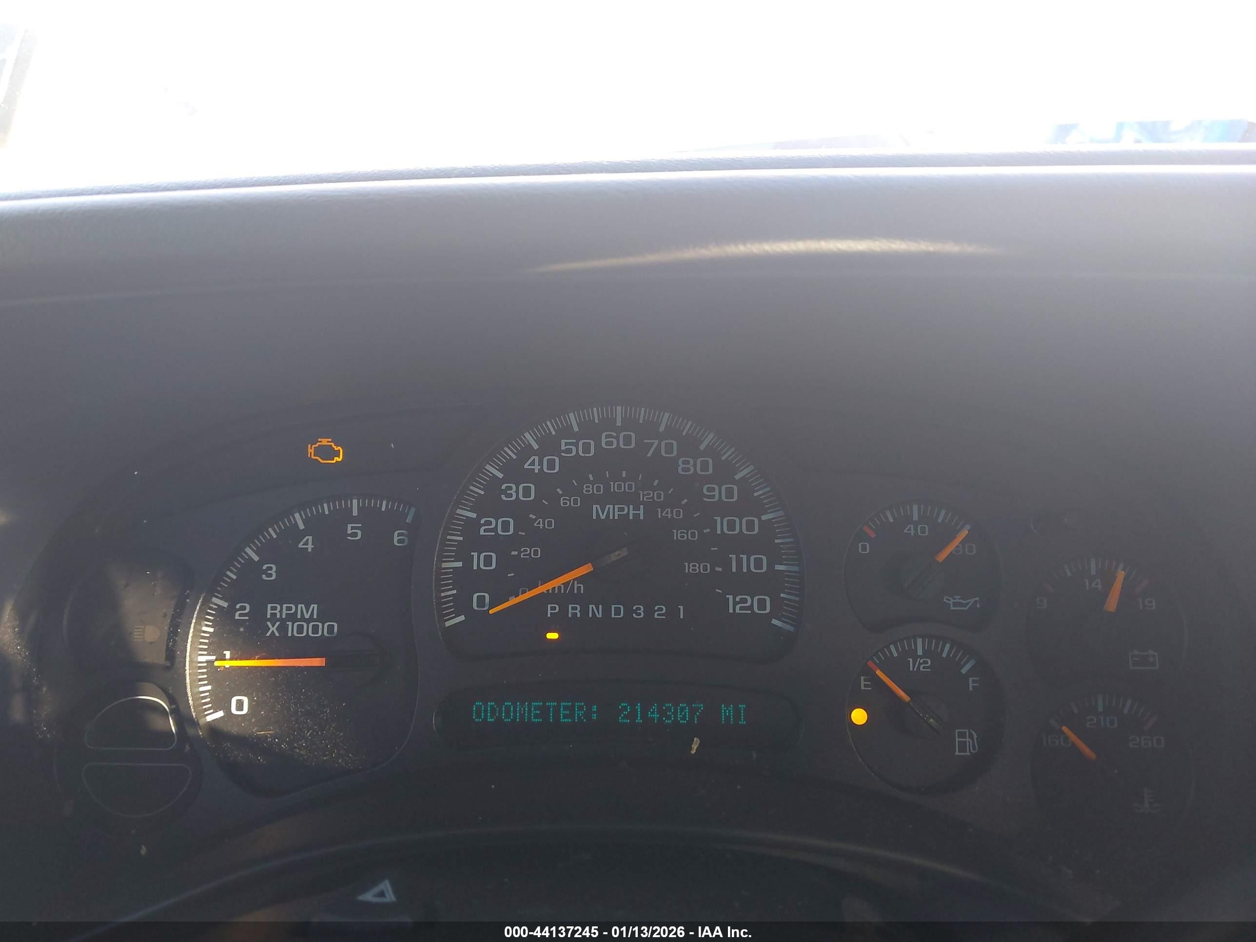 CHEVROLET TAHOE image 7