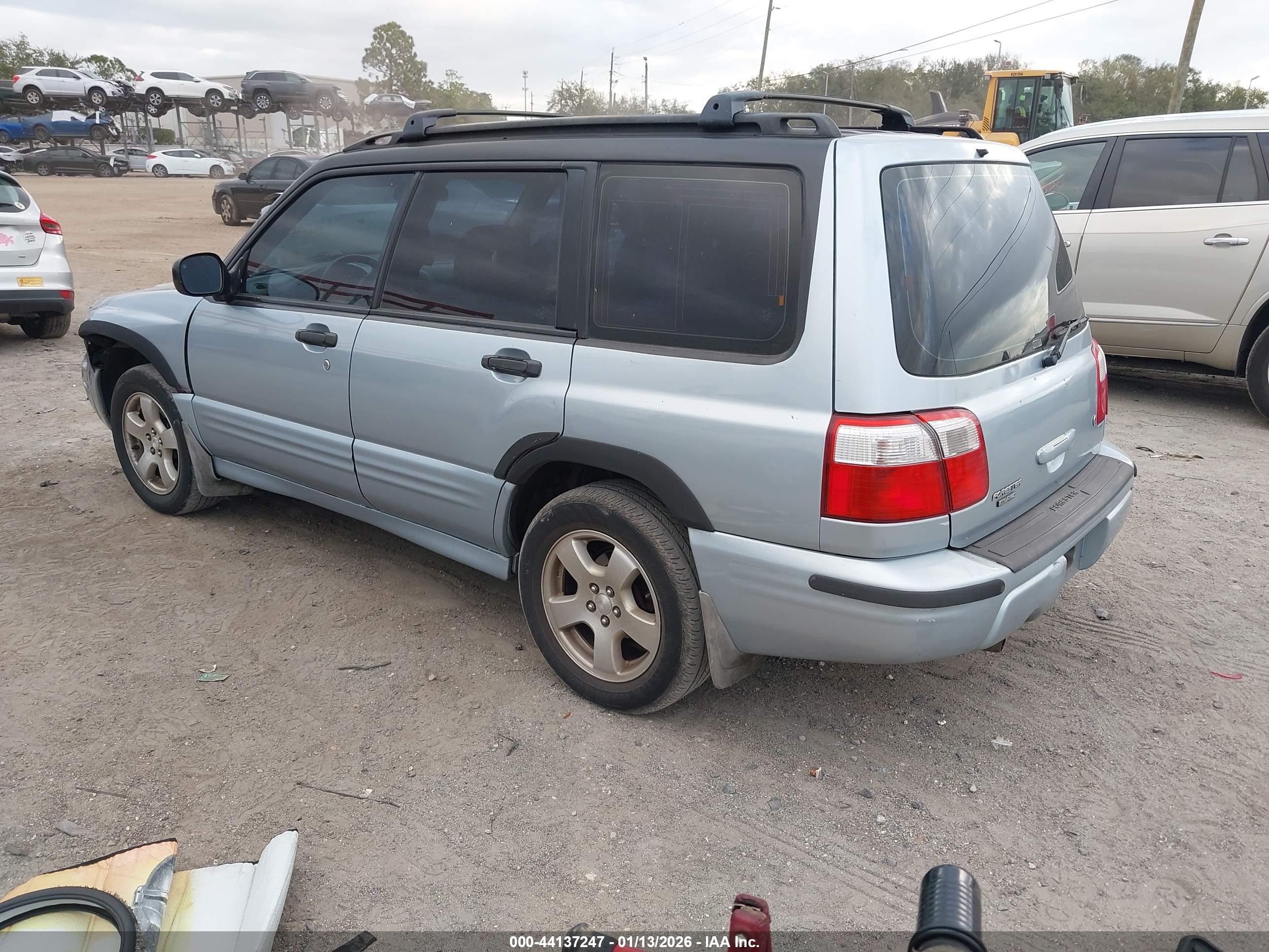 SUBARU FORESTER image 3