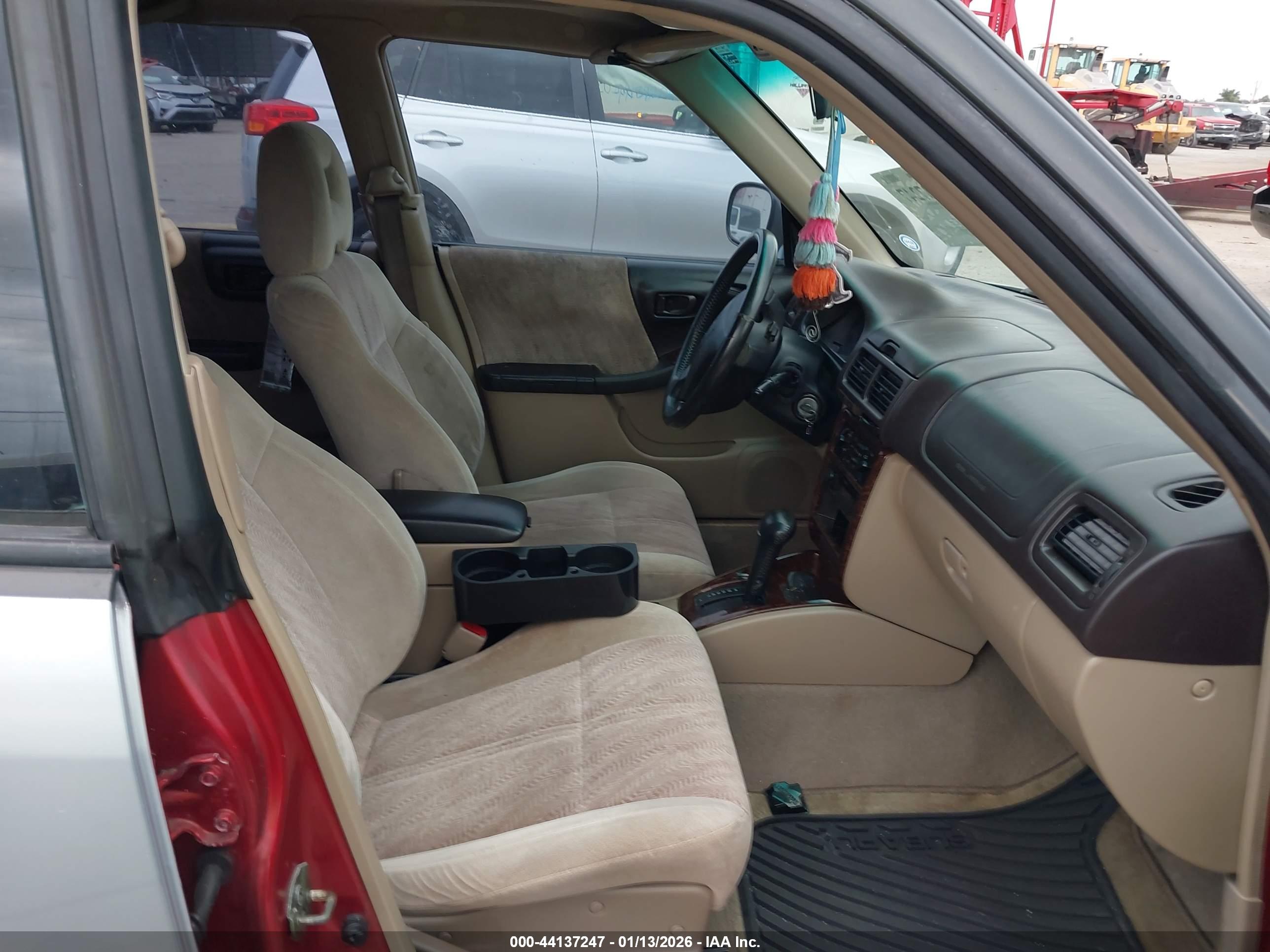 SUBARU FORESTER image 5