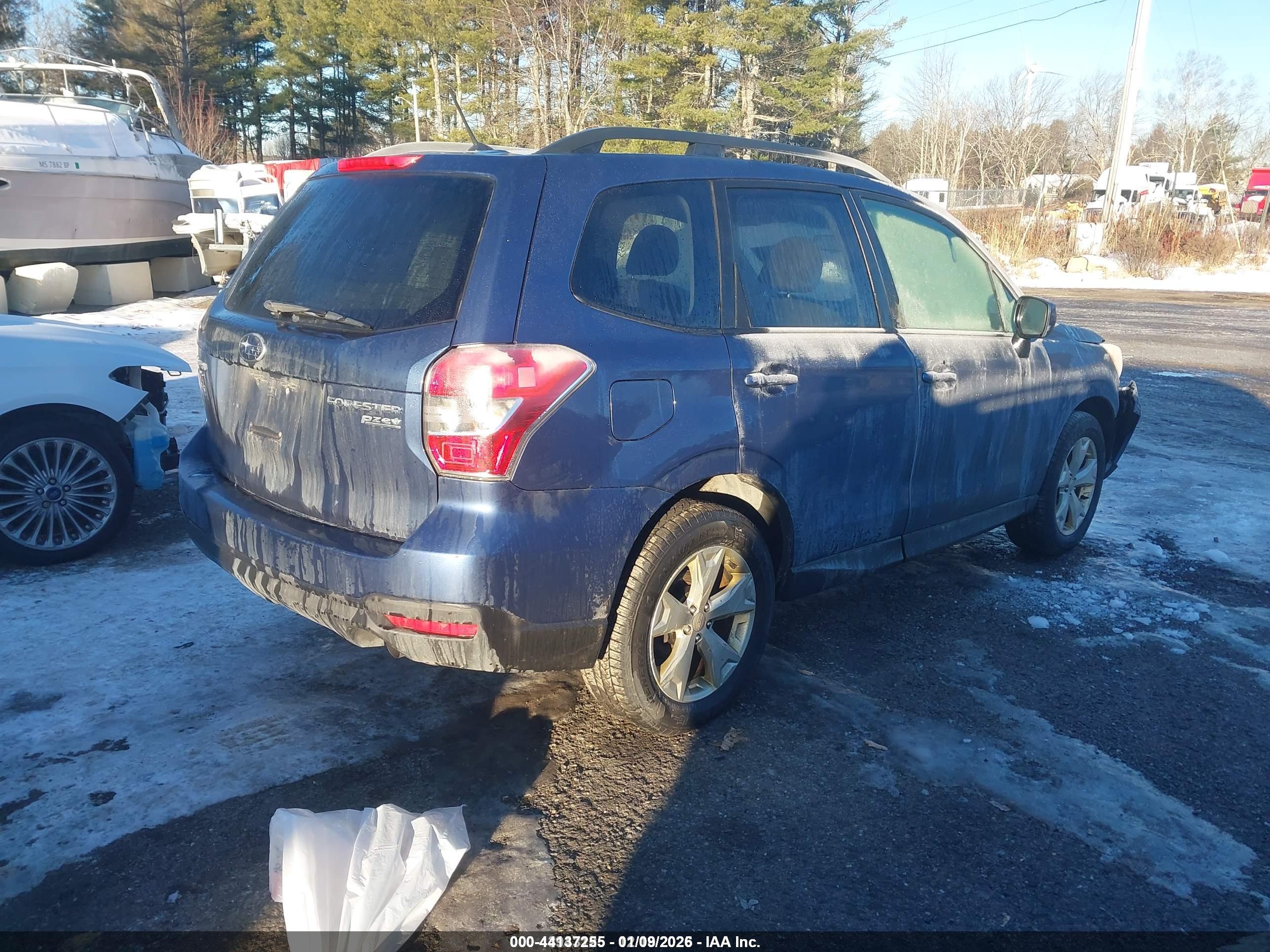 SUBARU FORESTER image 4