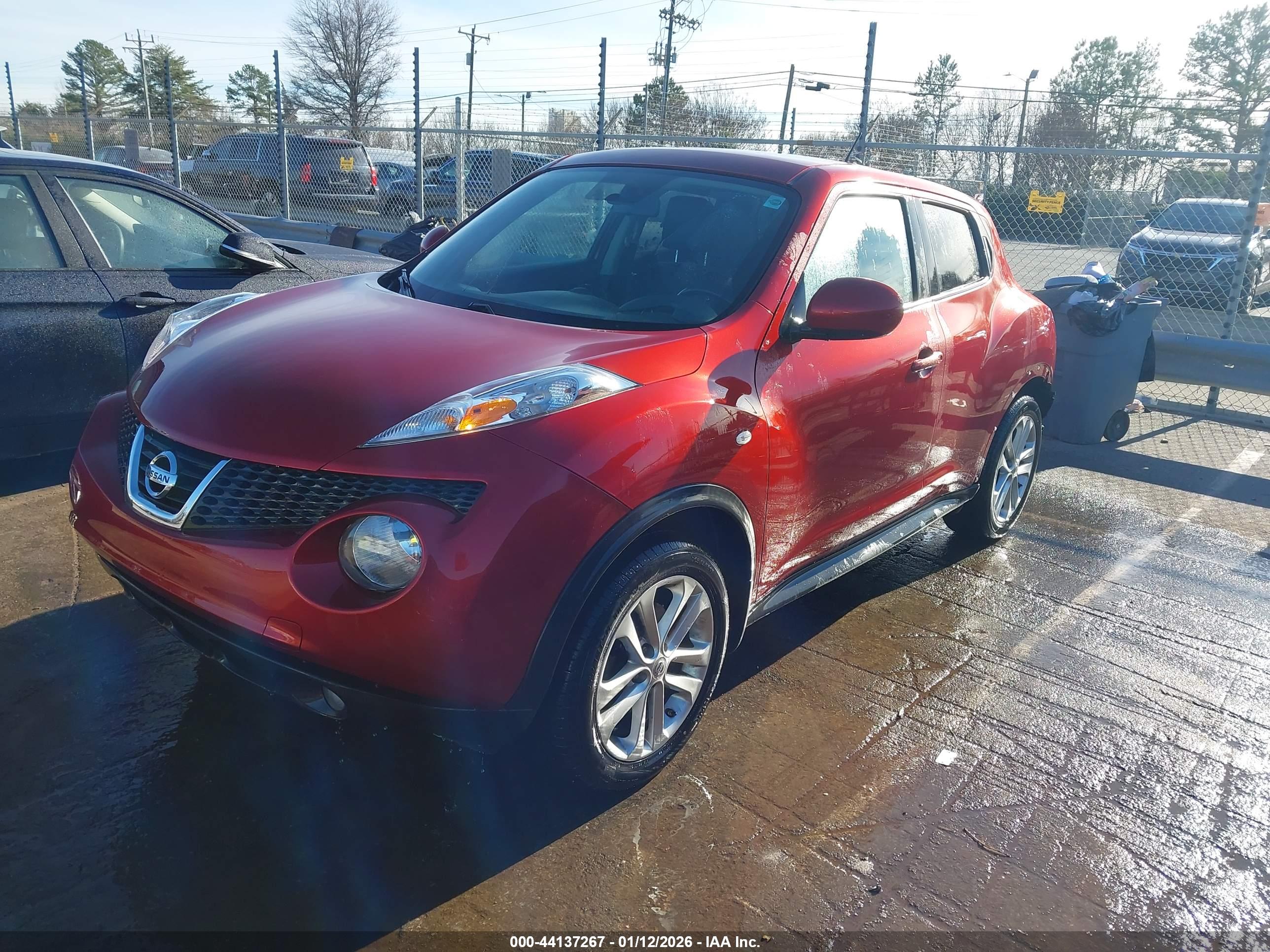 NISSAN JUKE image 2