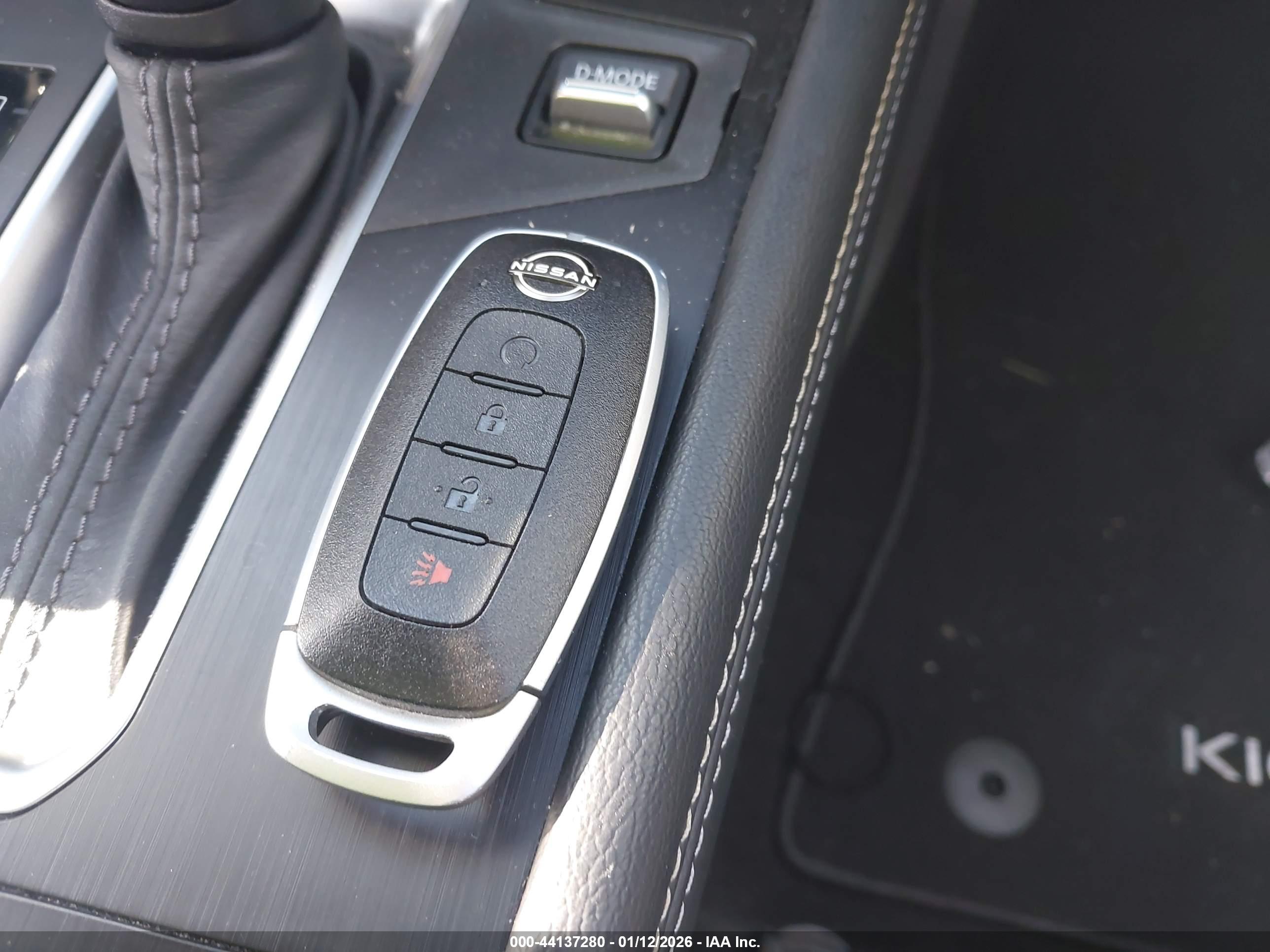 NISSAN KICKS image 11