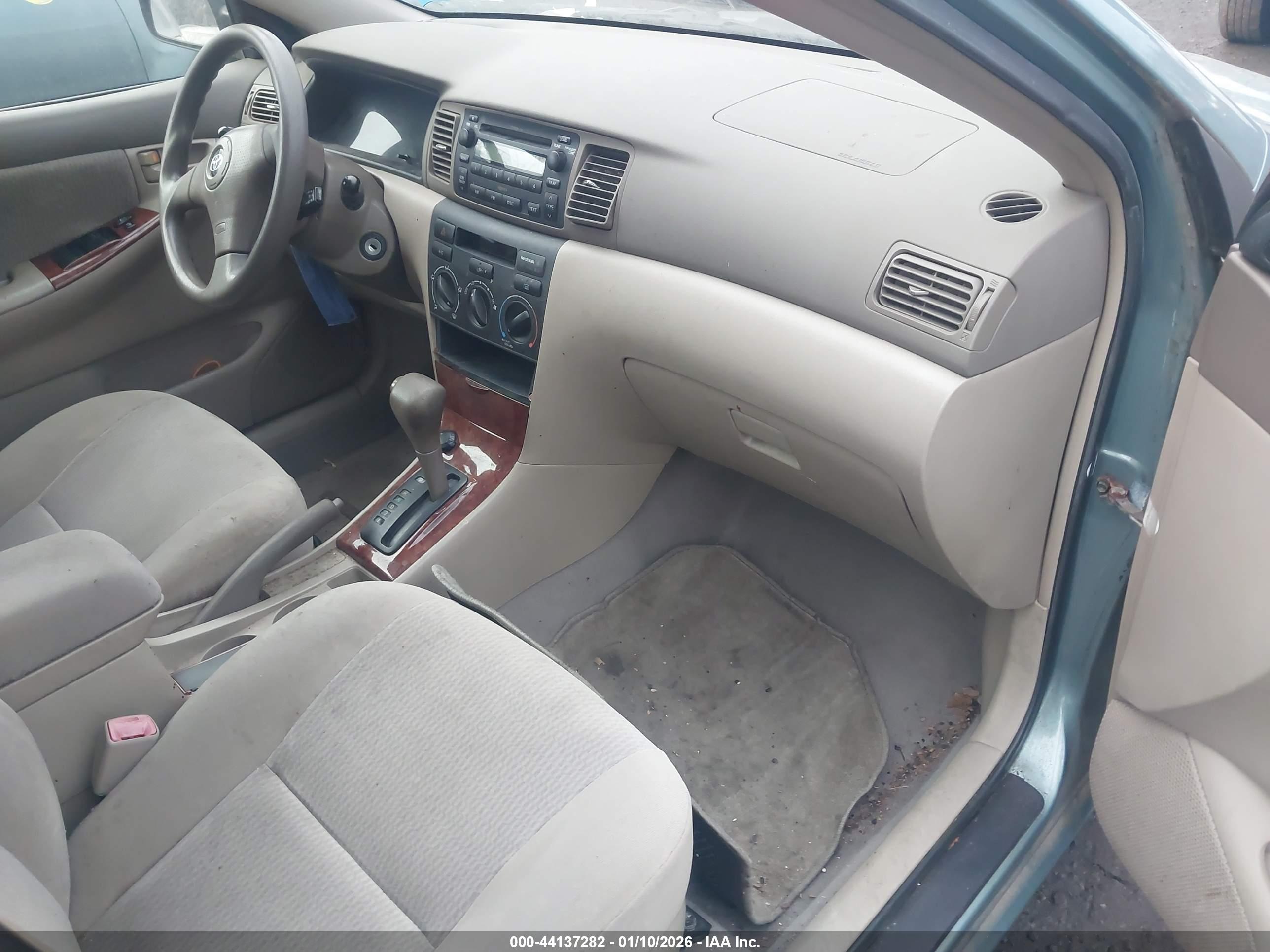 TOYOTA COROLLA image 5
