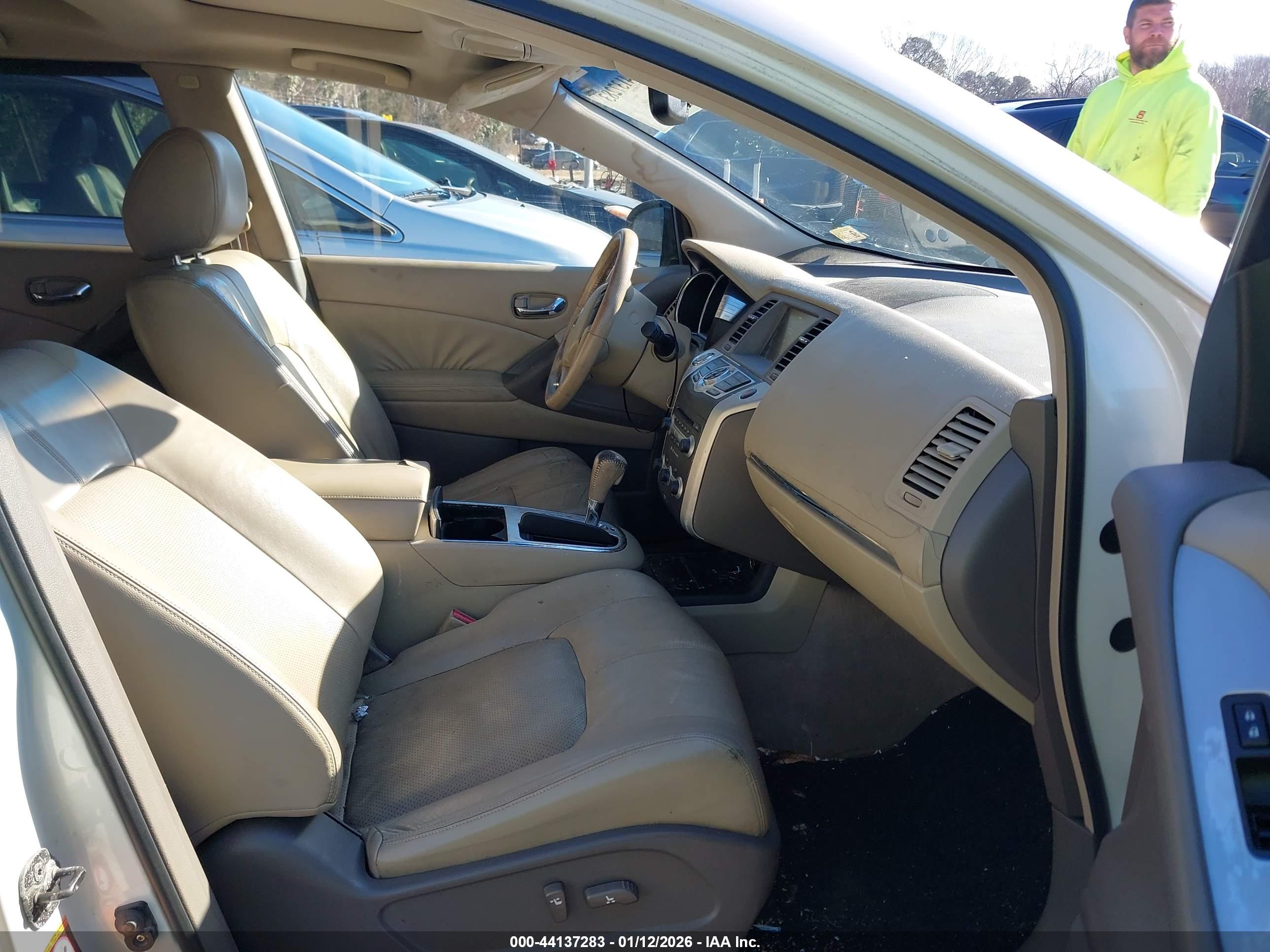 NISSAN MURANO image 5