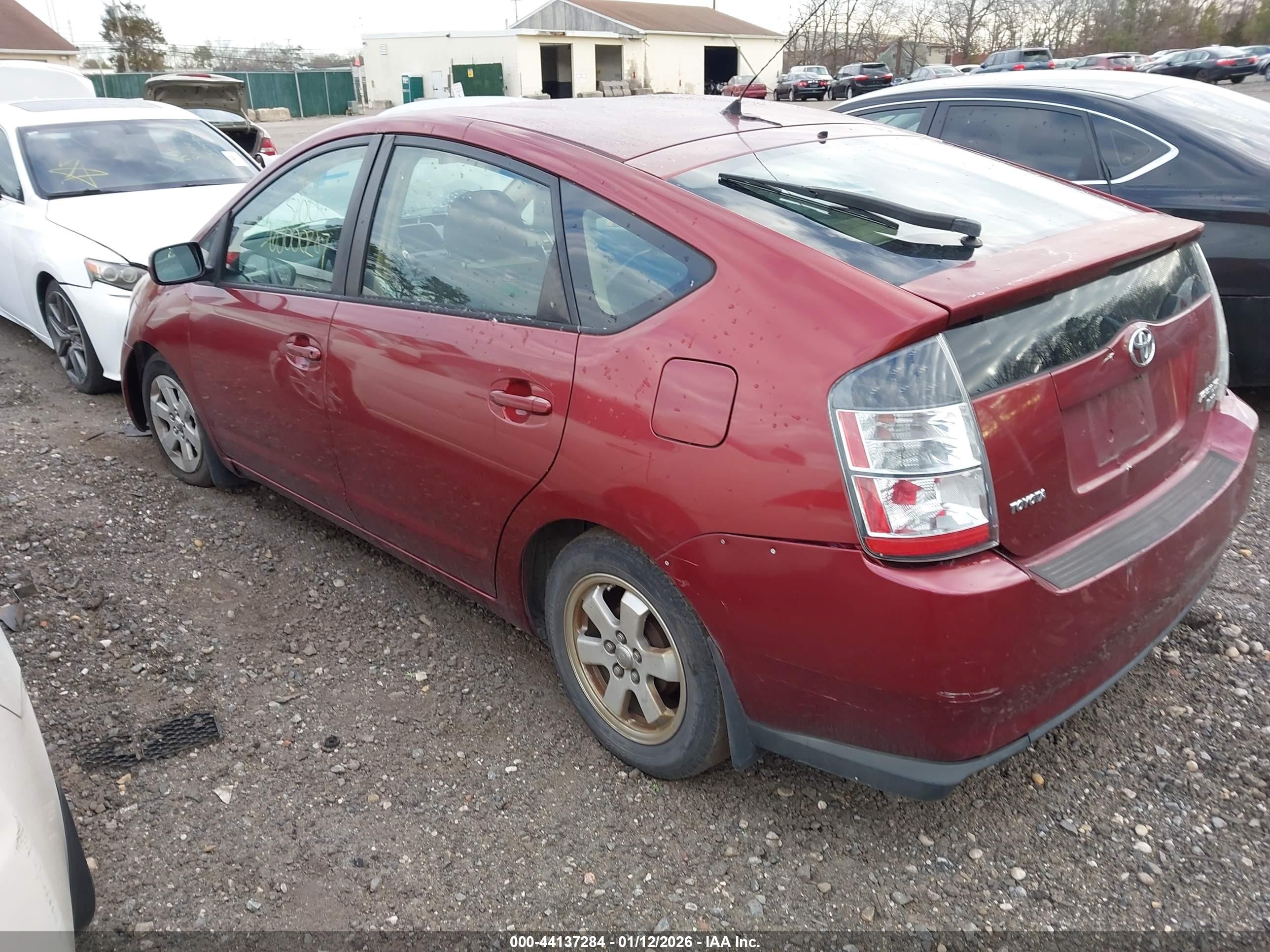 TOYOTA PRIUS image 3