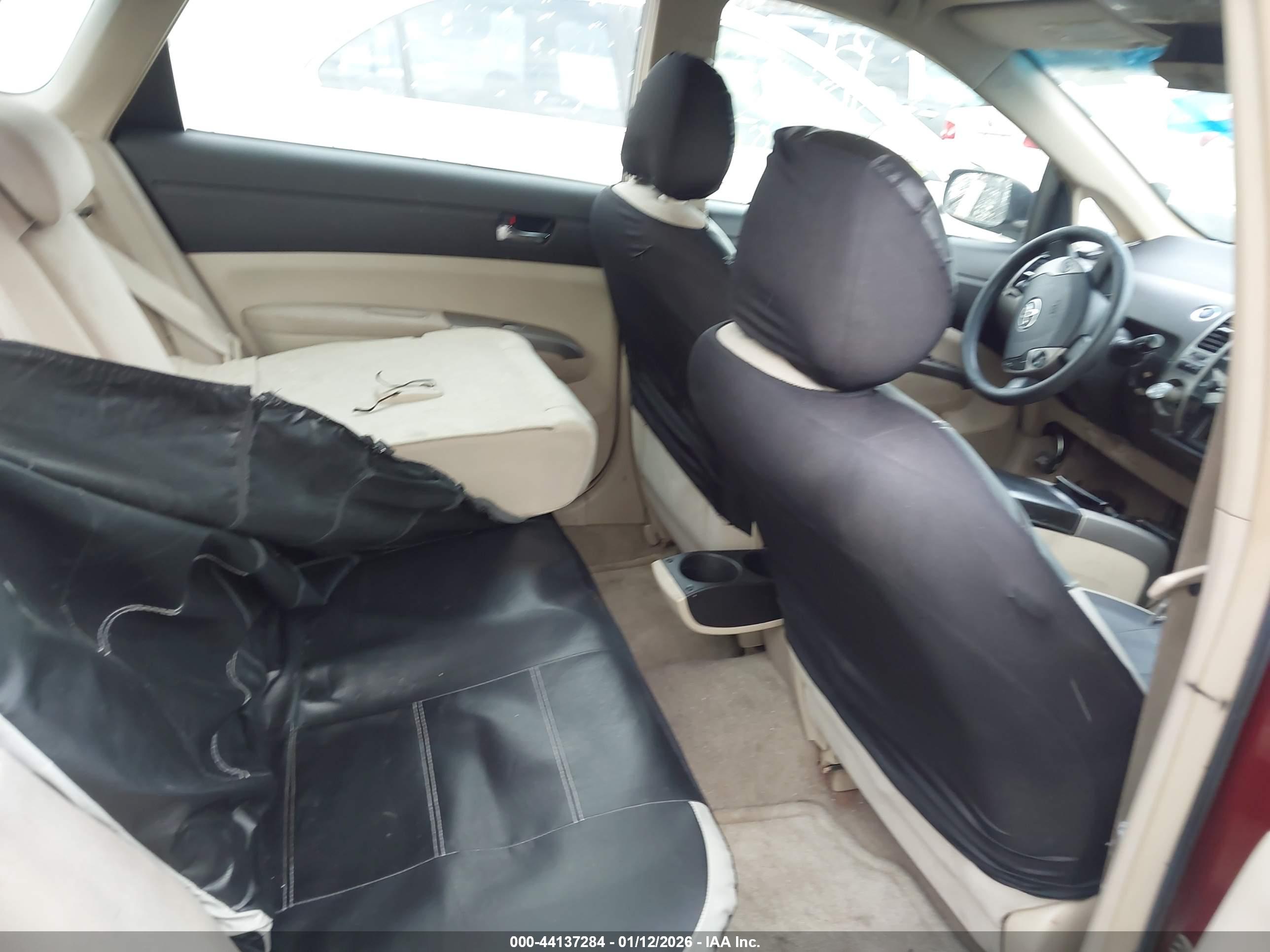 TOYOTA PRIUS image 8