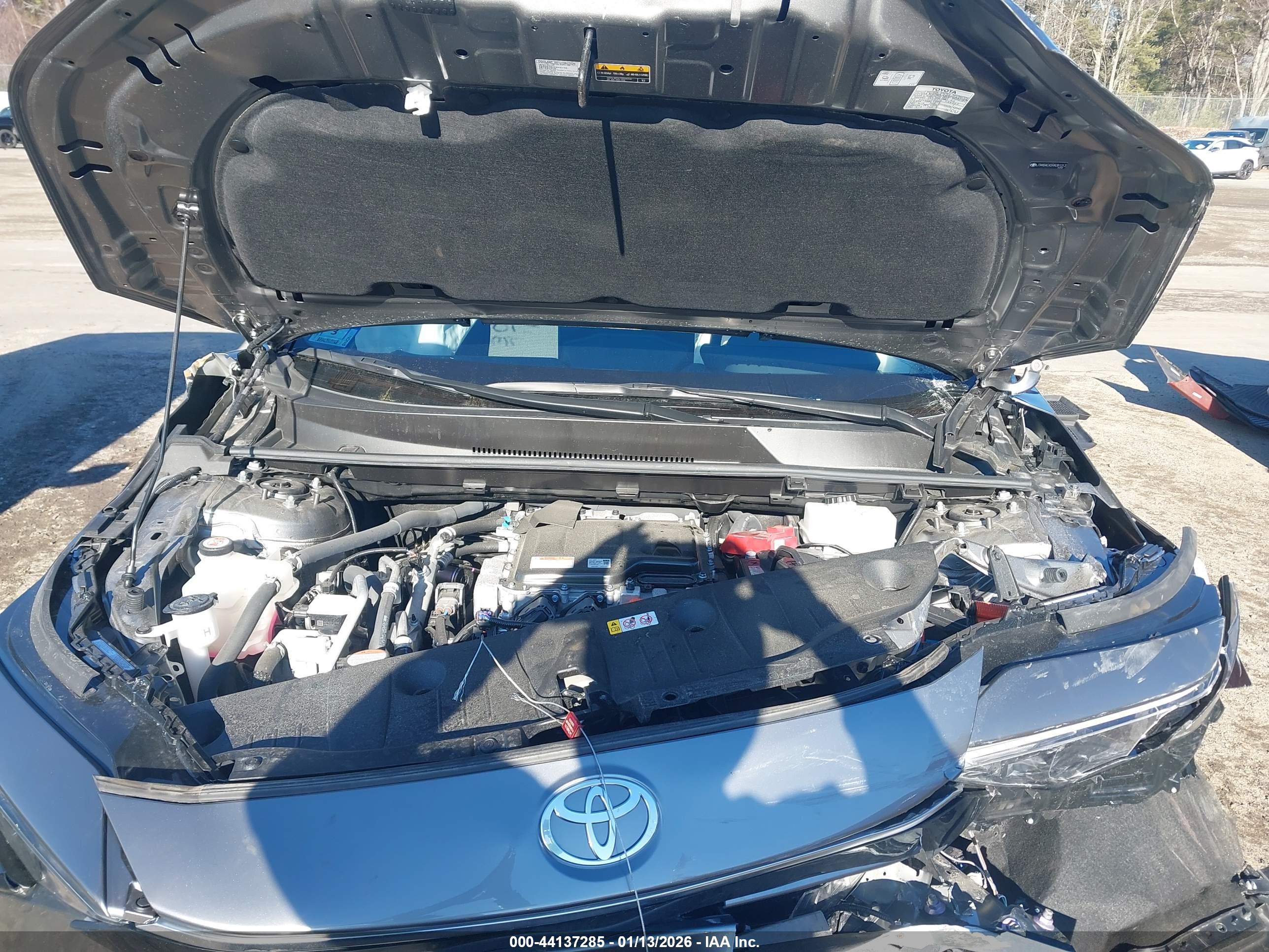 TOYOTA BZ4X image 10