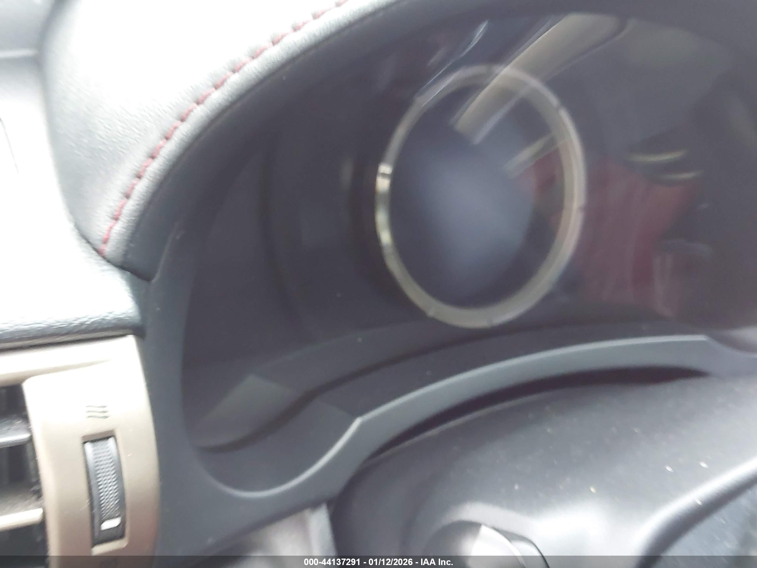 LEXUS IS image 7