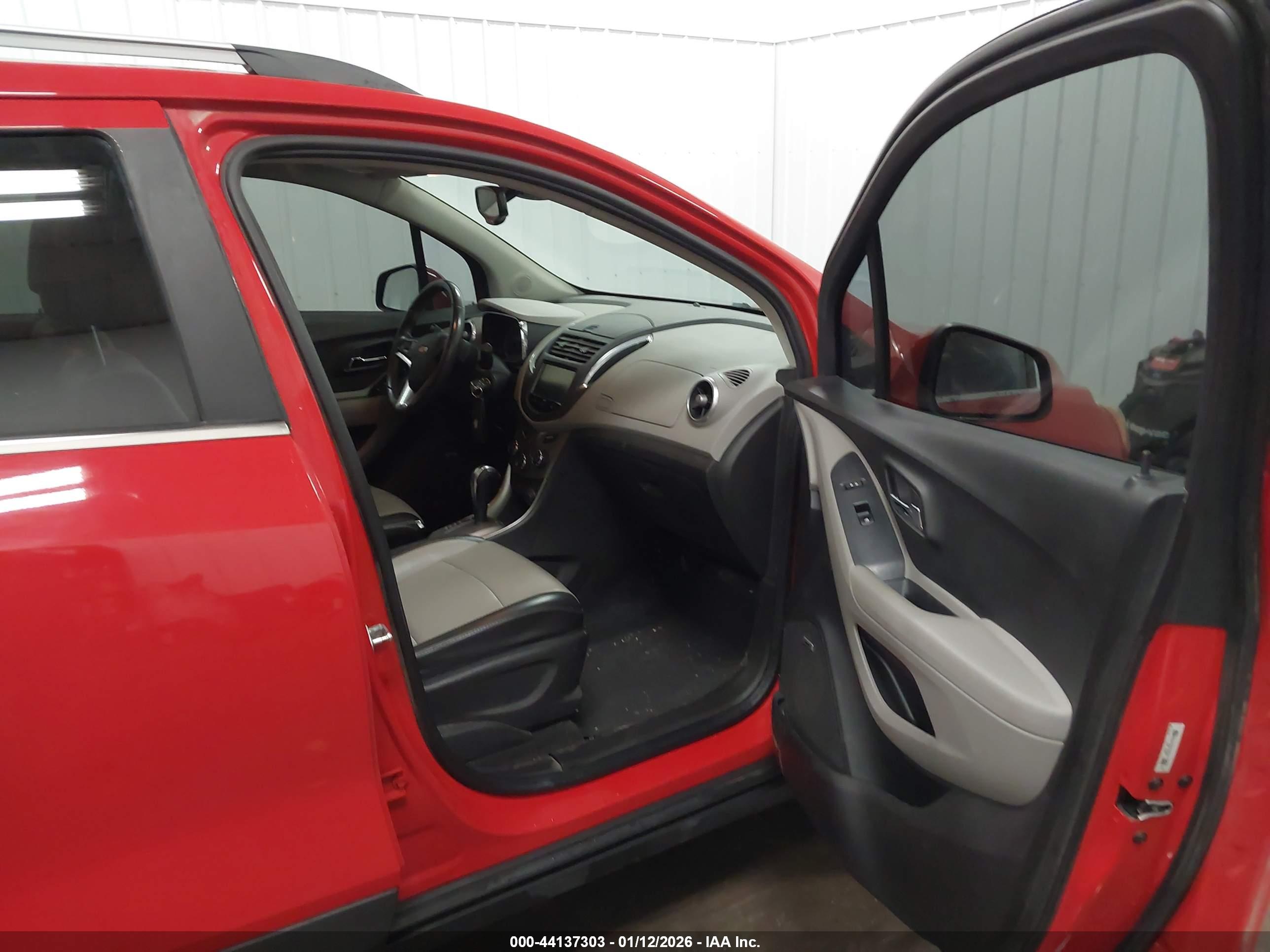 CHEVROLET TRAX image 5