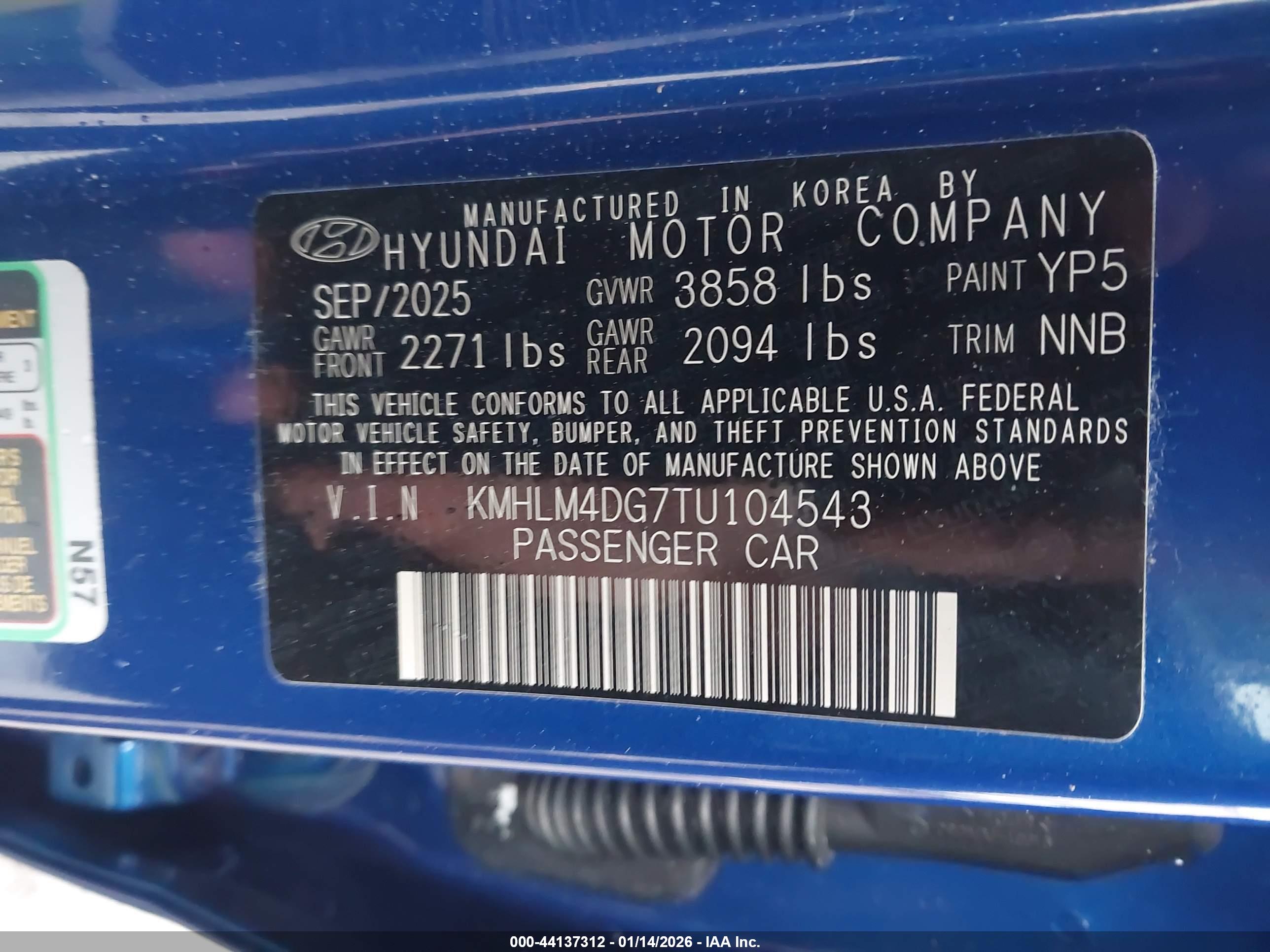 HYUNDAI ELANTRA image 9