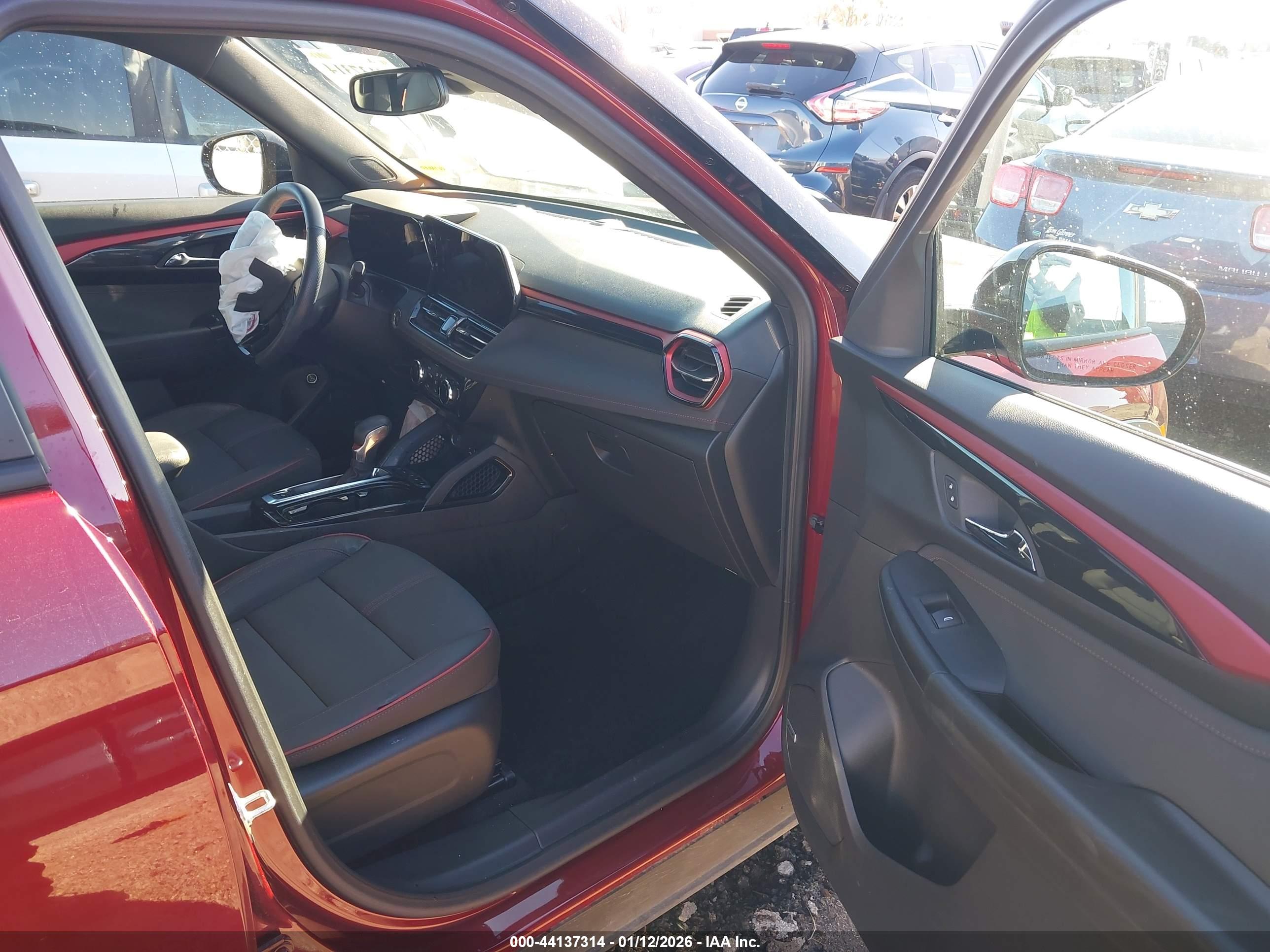 CHEVROLET TRAILBLAZER image 5