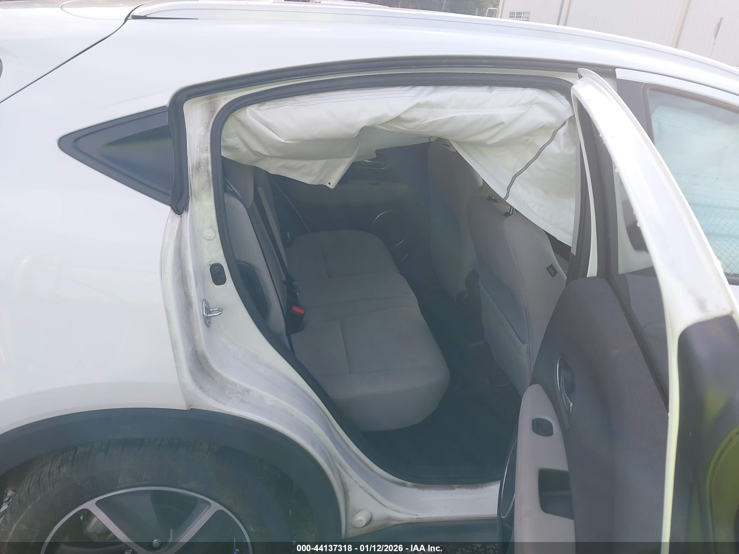 HONDA HR-V image 8