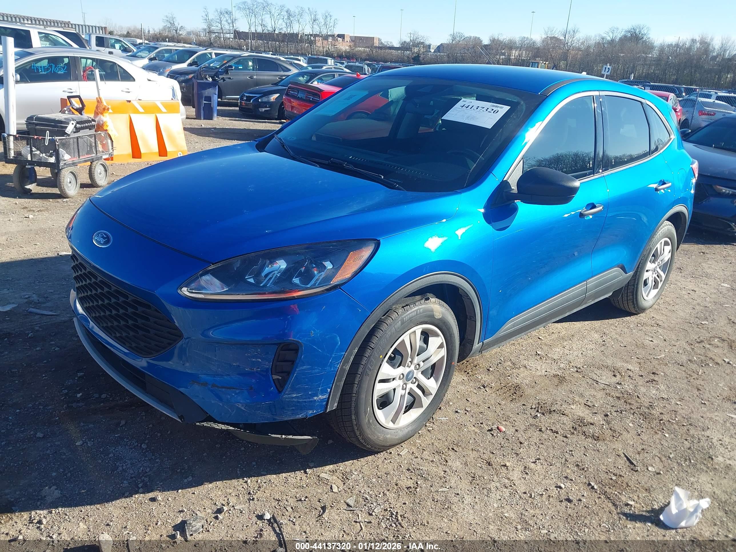 FORD ESCAPE image 2