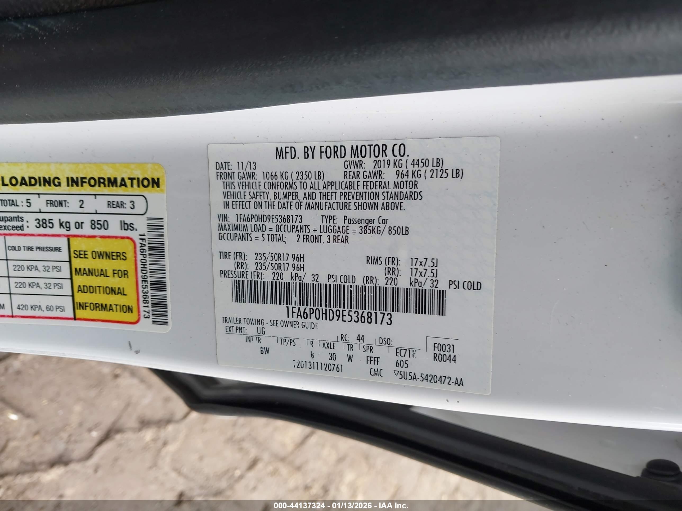 FORD FUSION image 9