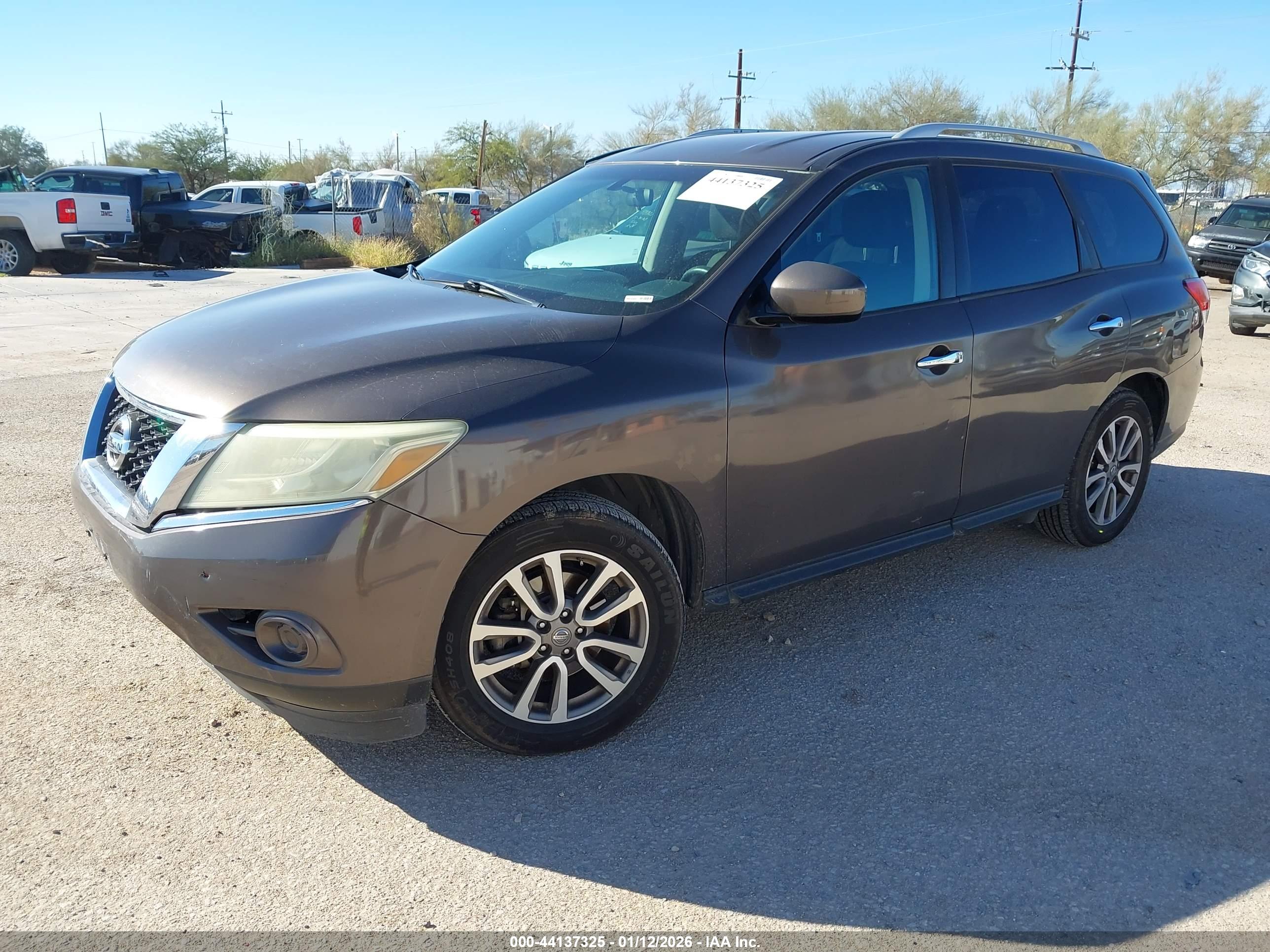NISSAN PATHFINDER image 2