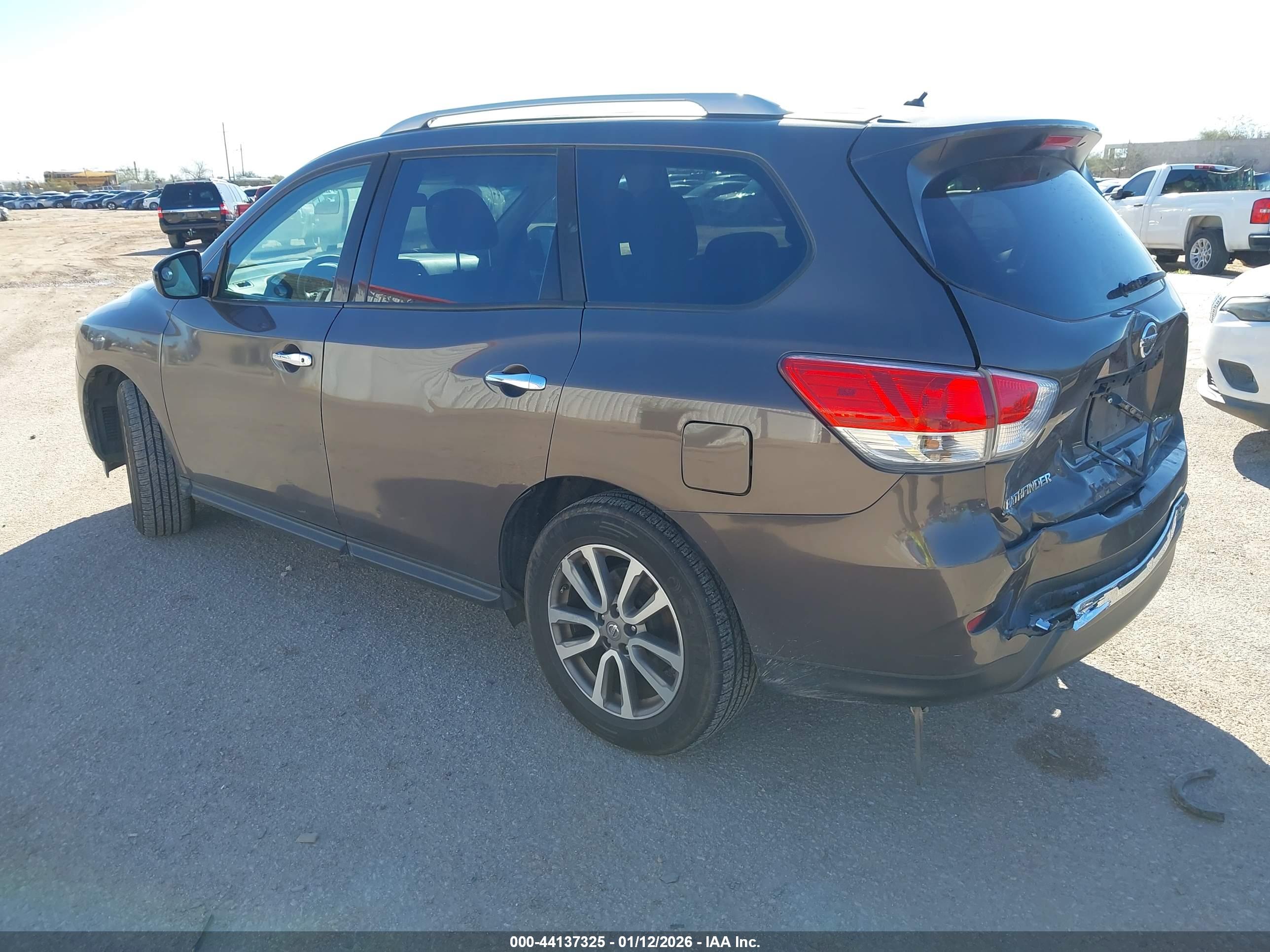 NISSAN PATHFINDER image 3